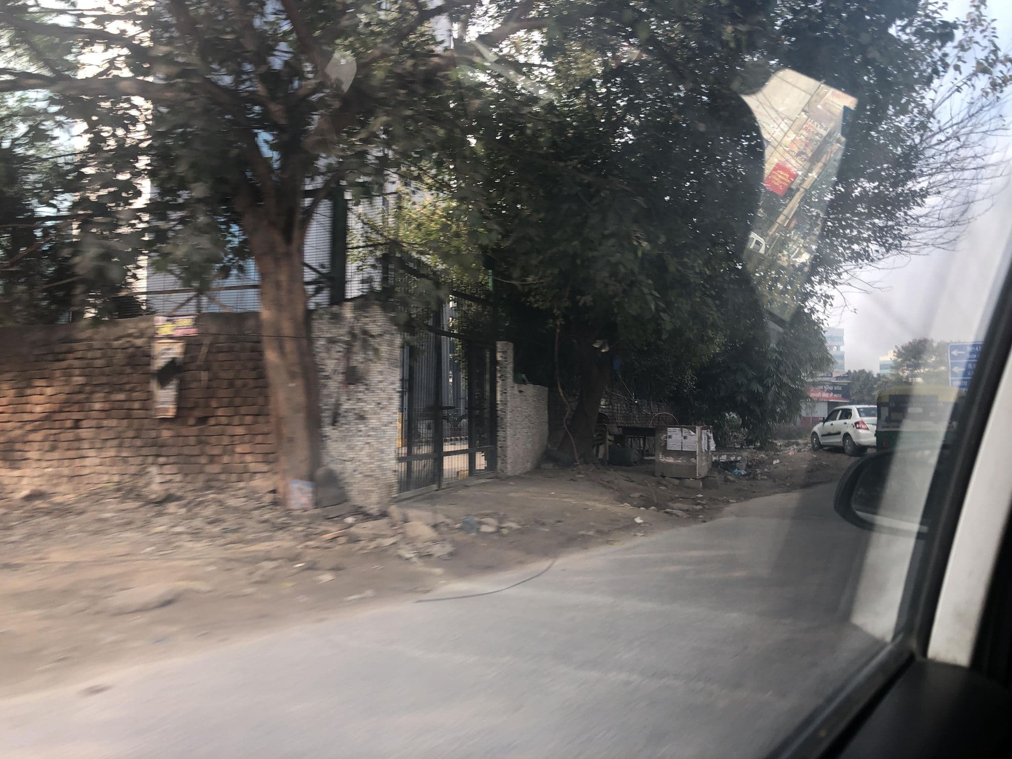 Street view near The Boulevard Sec -21 Gurgaon, Kāpas Herd — © mapworm88 (CC BY-SA · Mapillary)