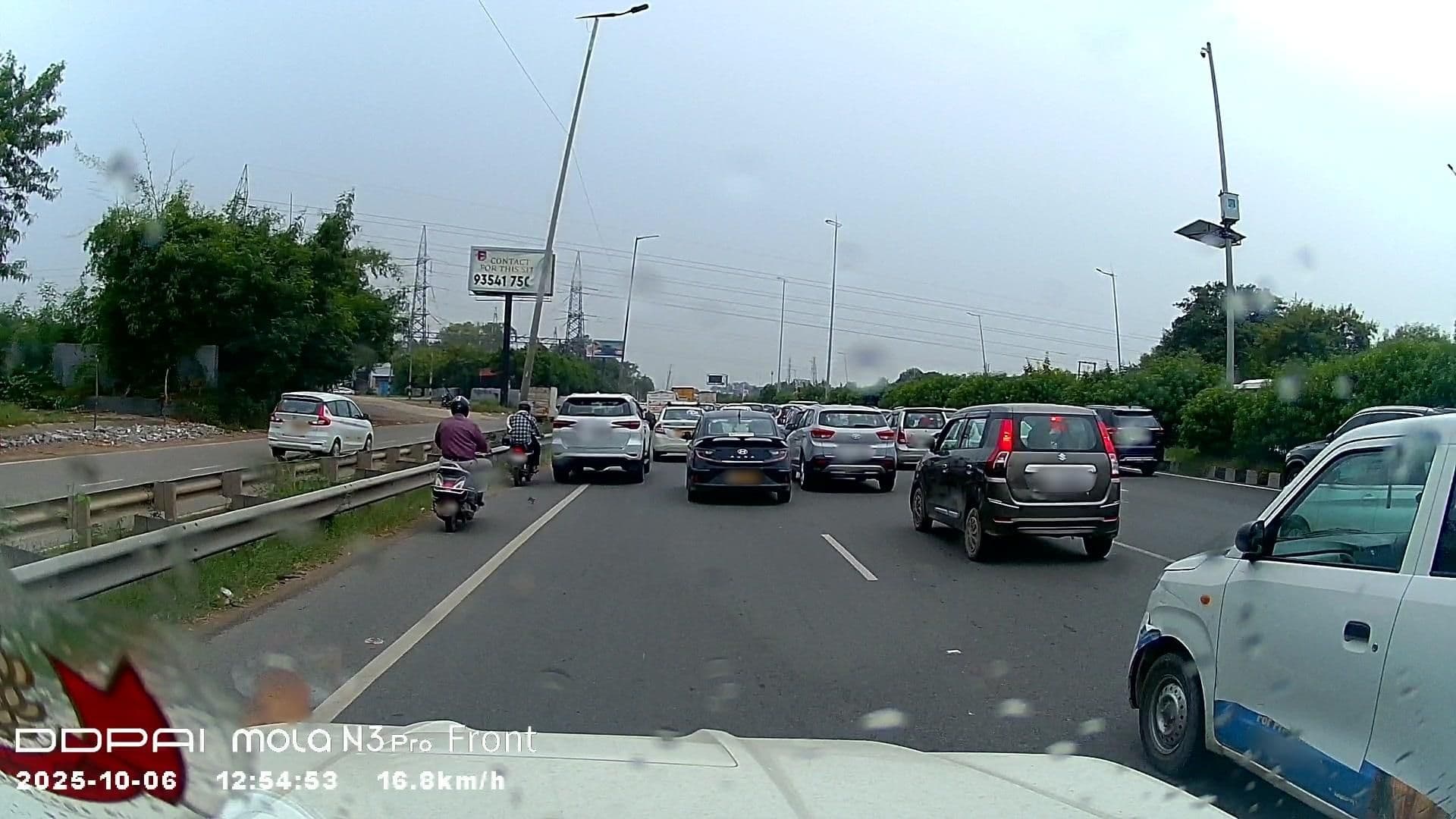 Street view near Aravali Villa Hotel New Delhi India, Samālka — © Ibigrp (CC BY-SA · Mapillary)