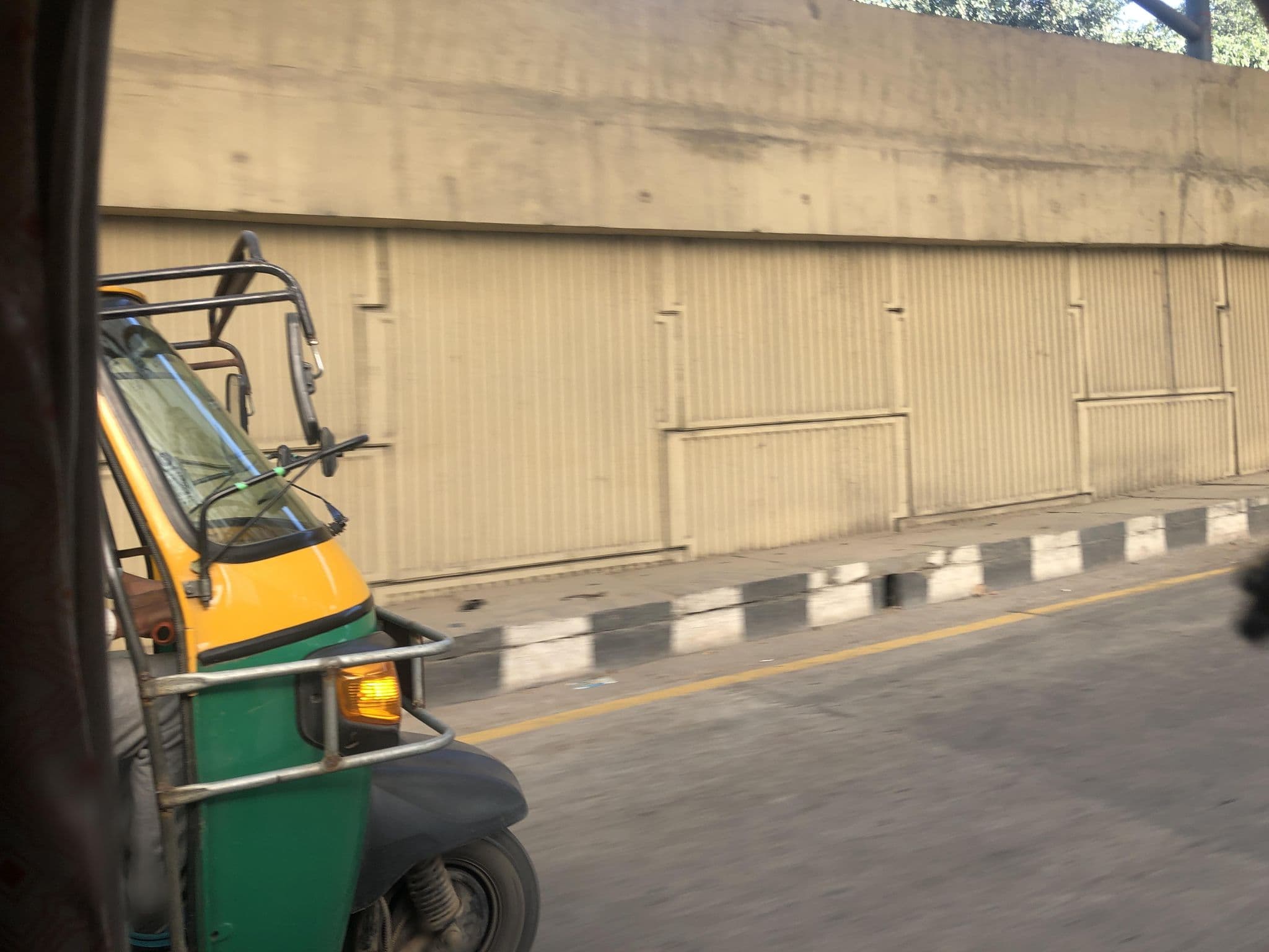 Street view near Royal plaza, Gurugram — © mapworm88 (CC BY-SA · Mapillary)