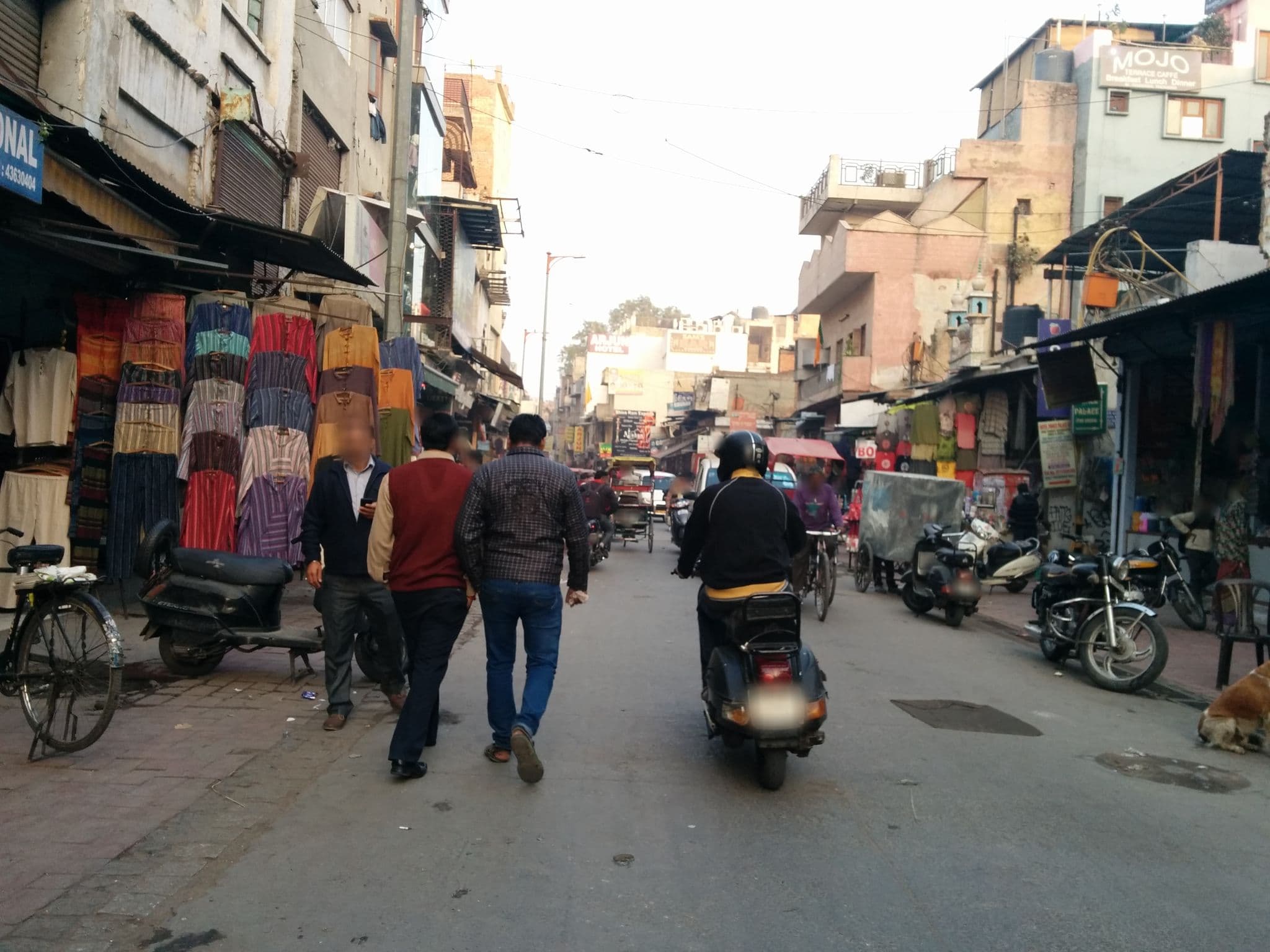 Street view near Mozo Hostel, New Delhi — © sashazykov (CC BY-SA · Mapillary)