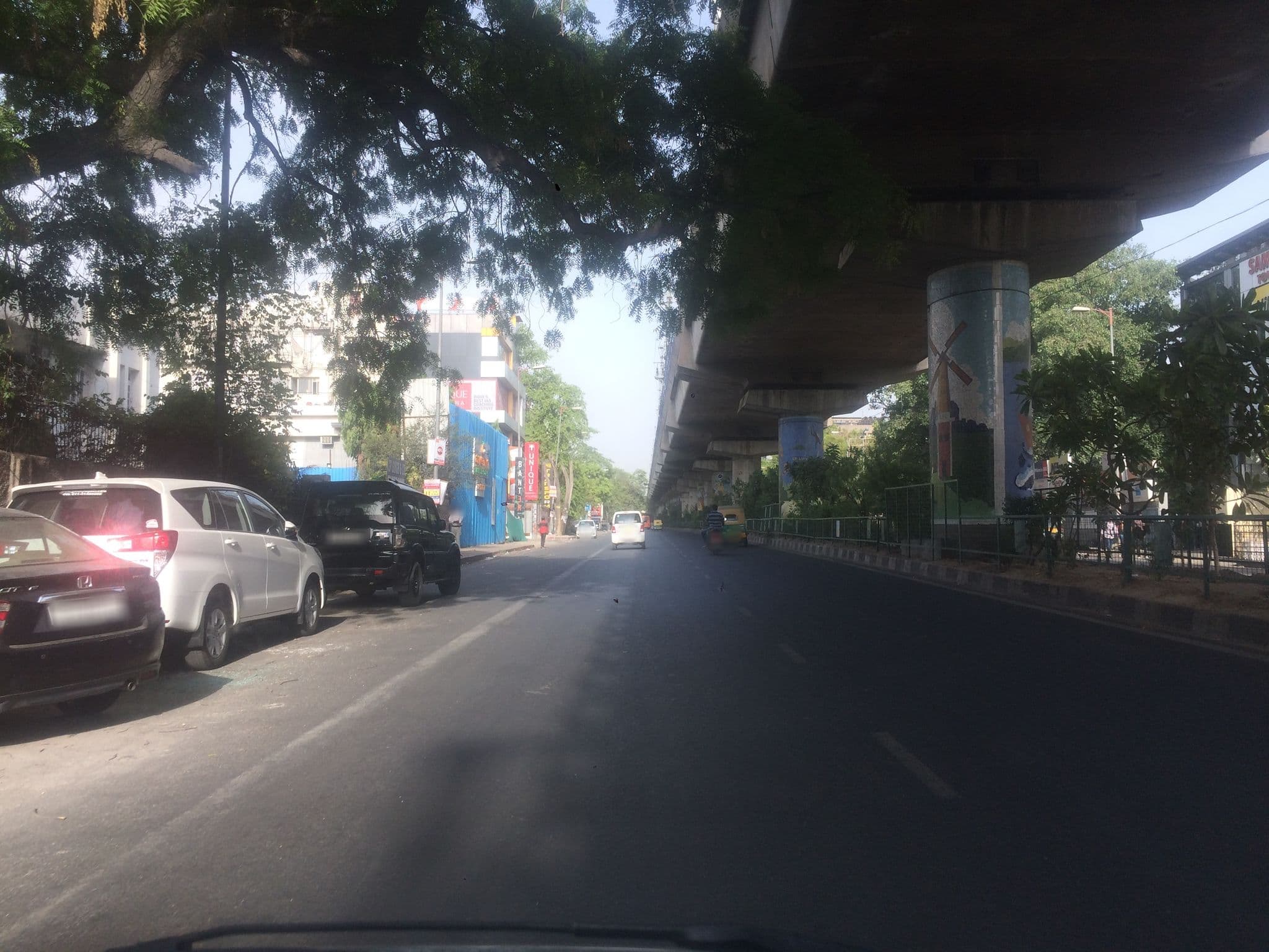 Street view near Akshay Palace Hotel, Karol Bāgh — © kushal (CC BY-SA · Mapillary)