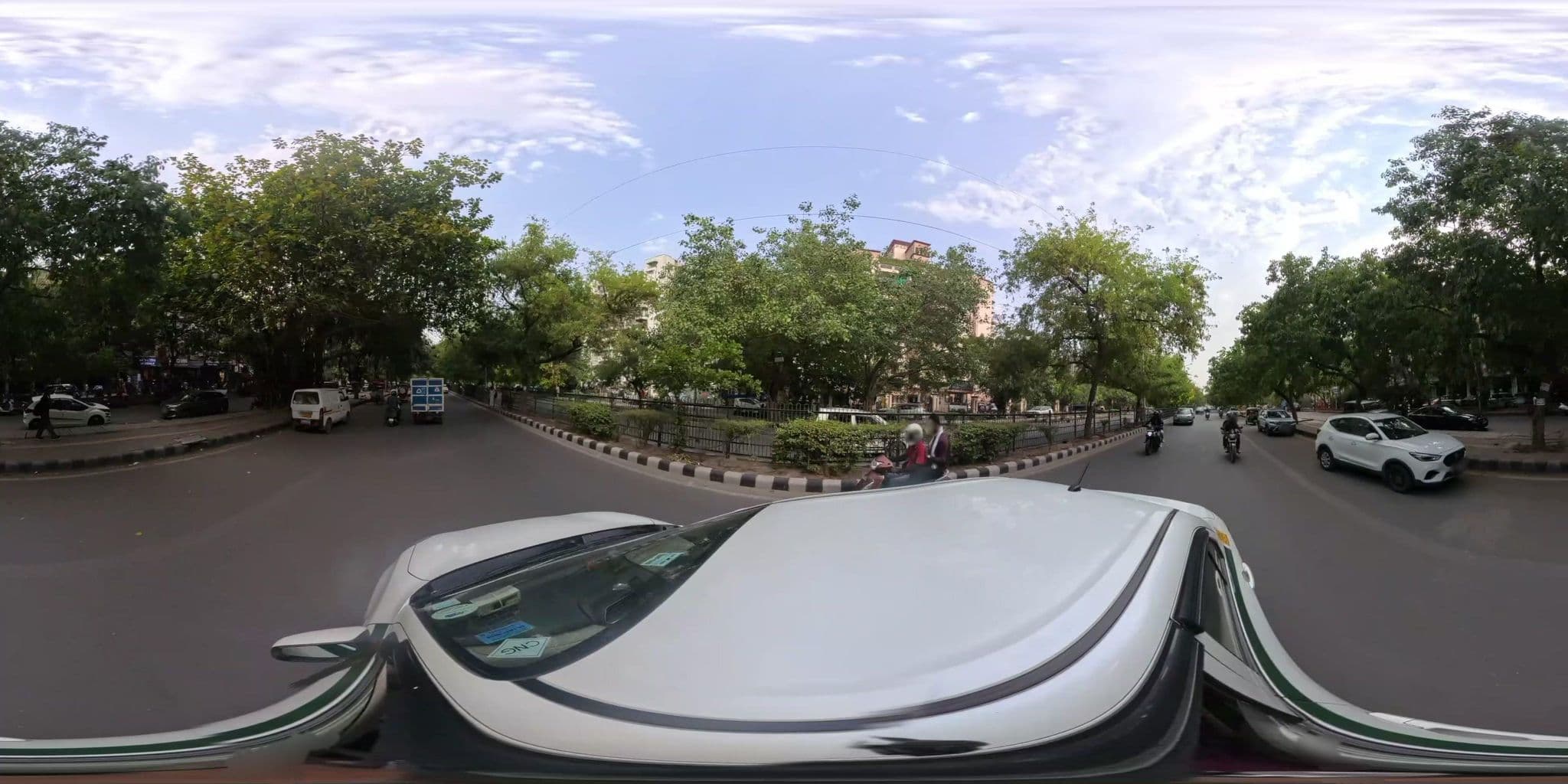 Street view near Ishika Holidays Pvt. Ltd., Hashtsāl — © skysign (CC BY-SA · Mapillary)