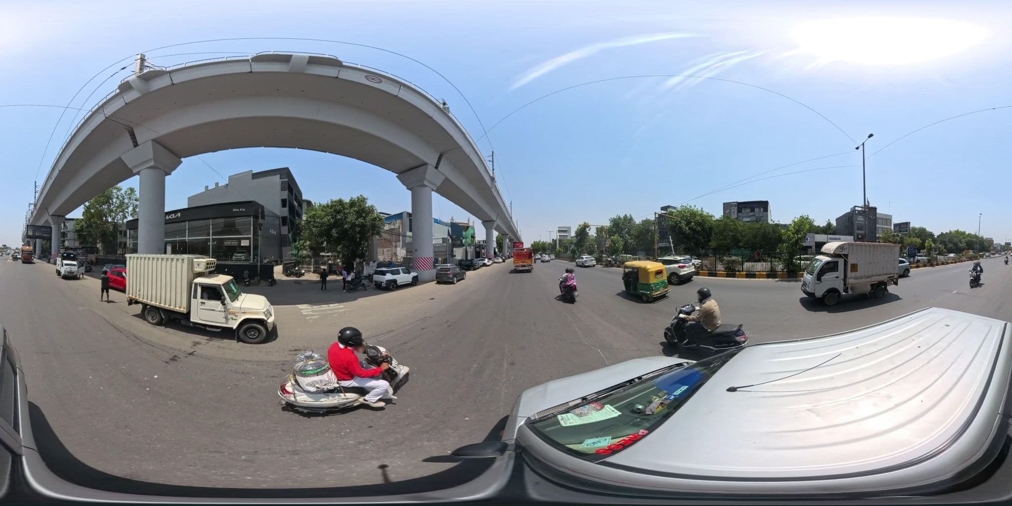 Street view near Jageer Palace Hotel New Delhi, Delhi Cantonment — © skysign (CC BY-SA · Mapillary)