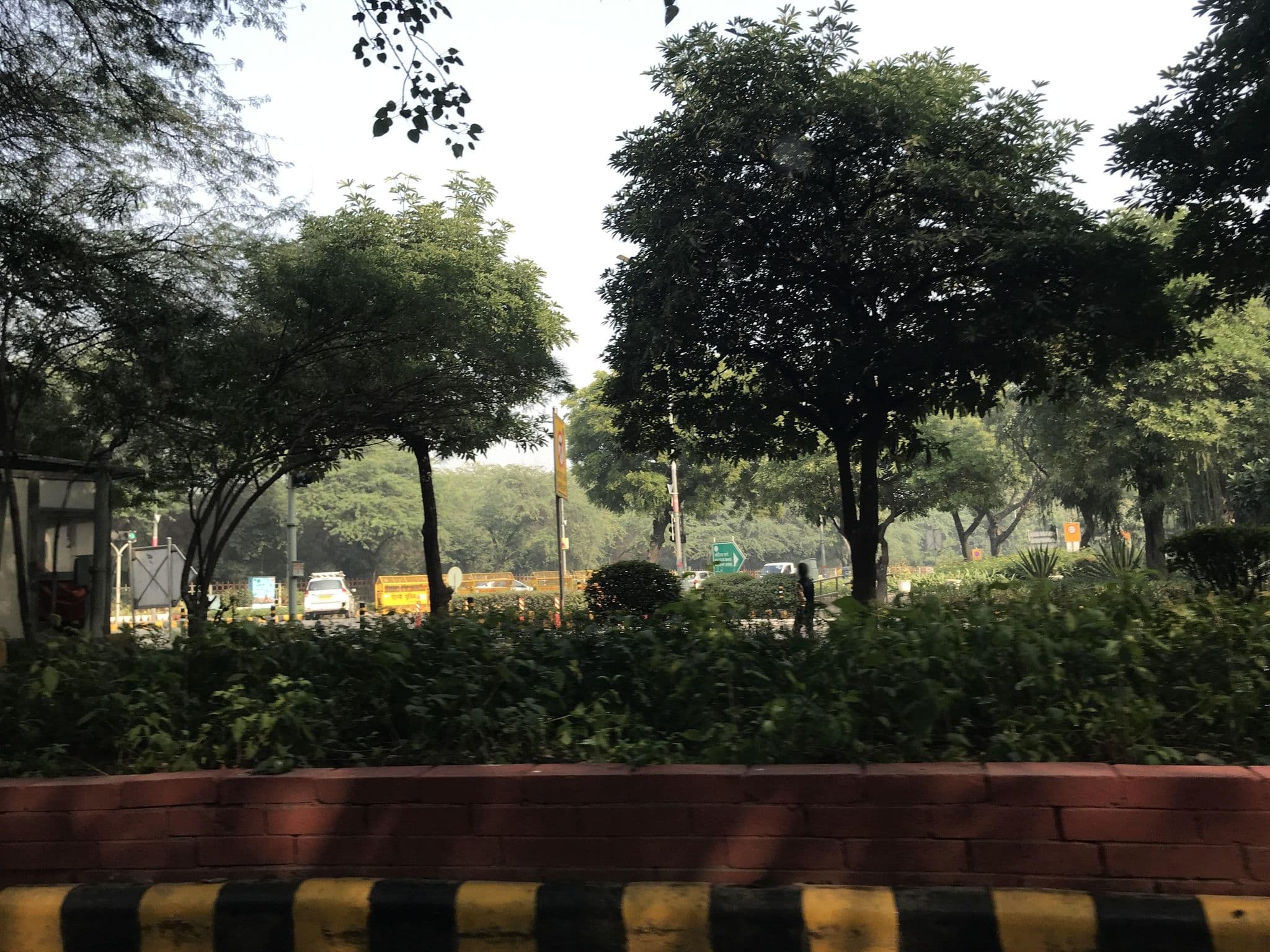 Street view near Hotel Diplomatic, New Delhi — © miguel_andrade (CC BY-SA · Mapillary)