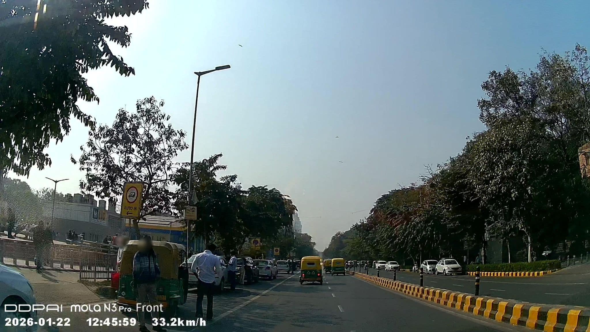 Street view near Hotel Aeroprince, New Delhi — © Ibigrp (CC BY-SA · Mapillary)