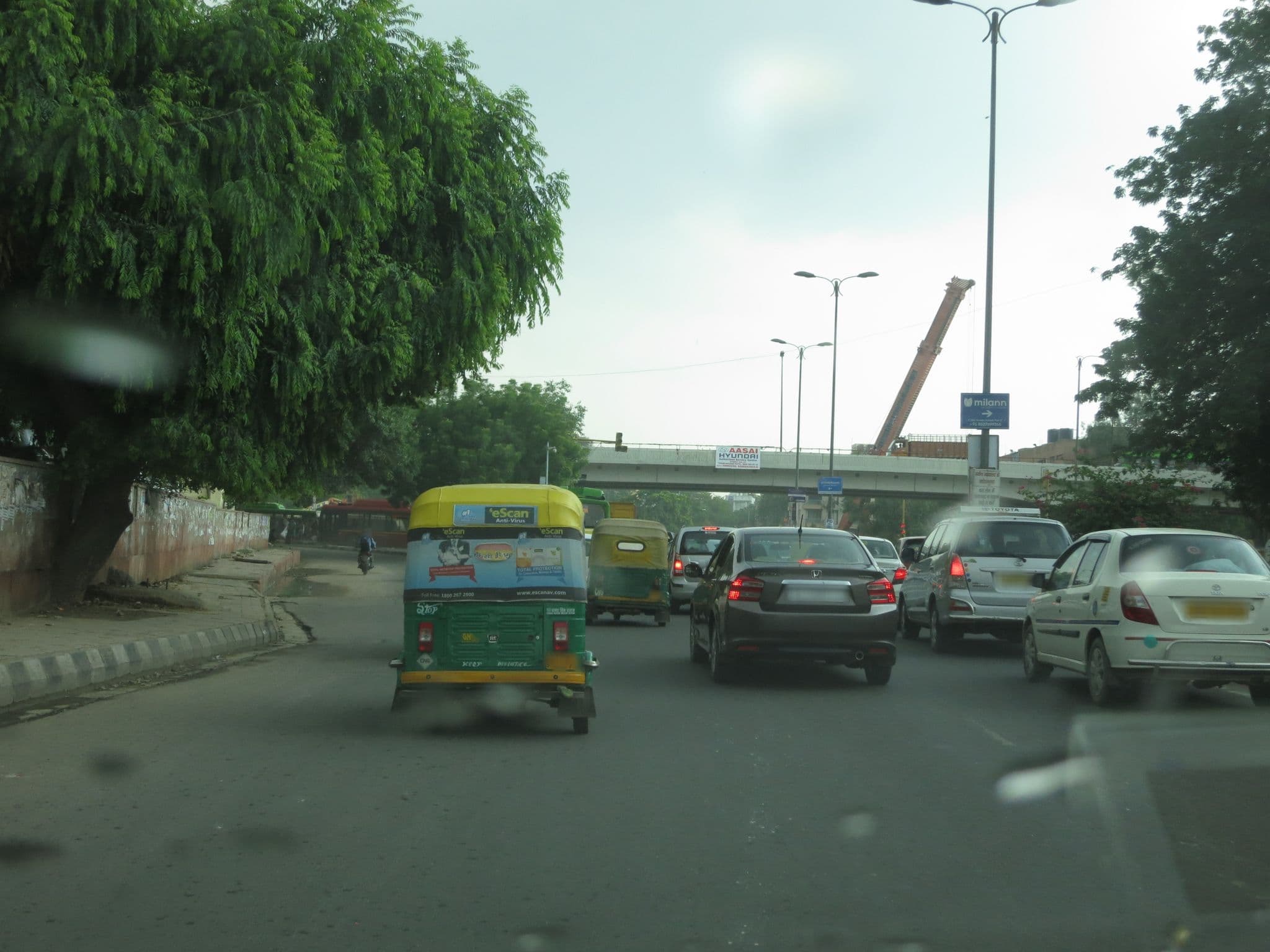 Street view near Hotel Chirag Residency, Kotla Mahigiran — © lto (CC BY-SA · Mapillary)