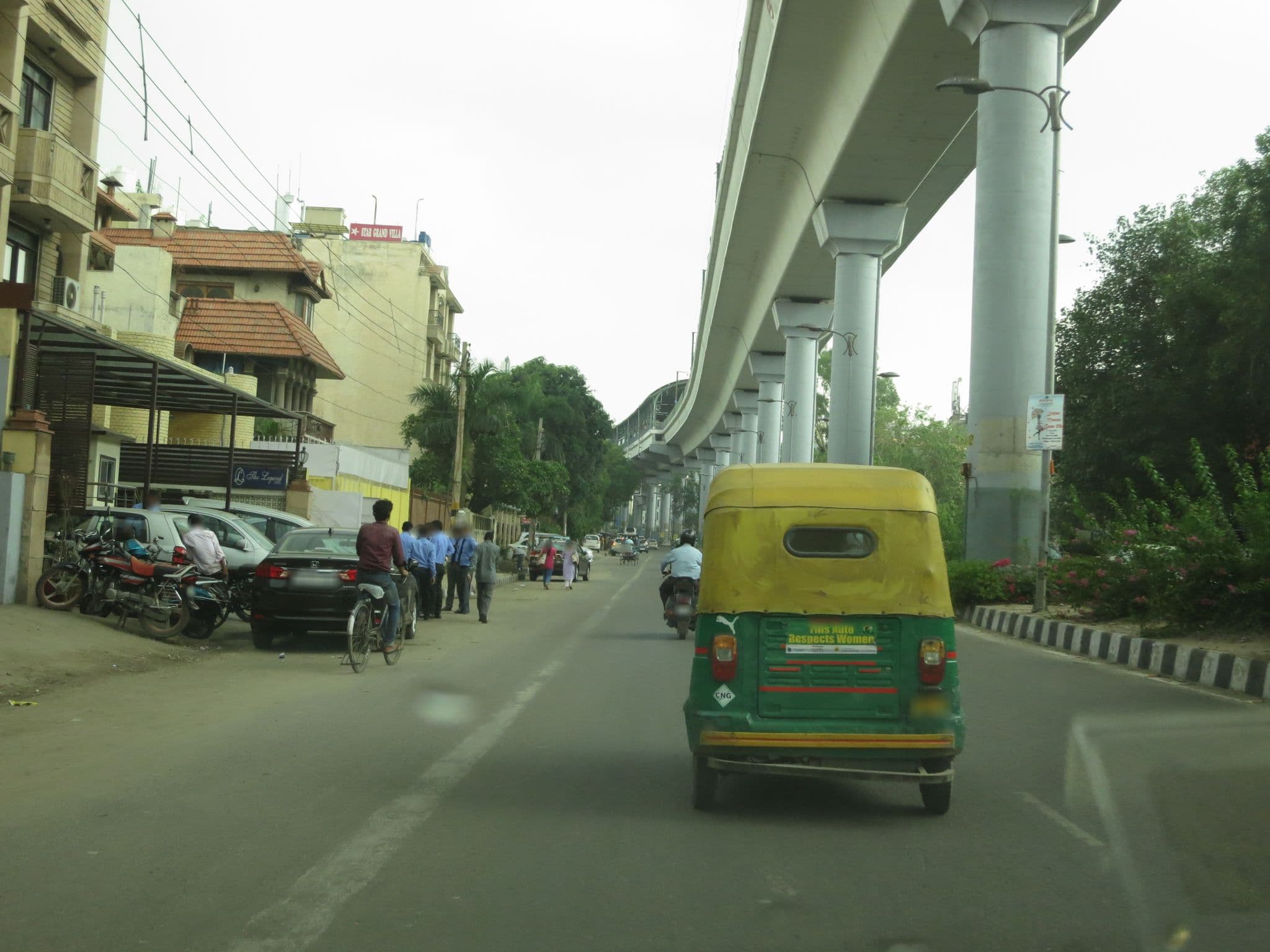 Street view near The Legend Inn, Kotla Mahigiran — © lto (CC BY-SA · Mapillary)