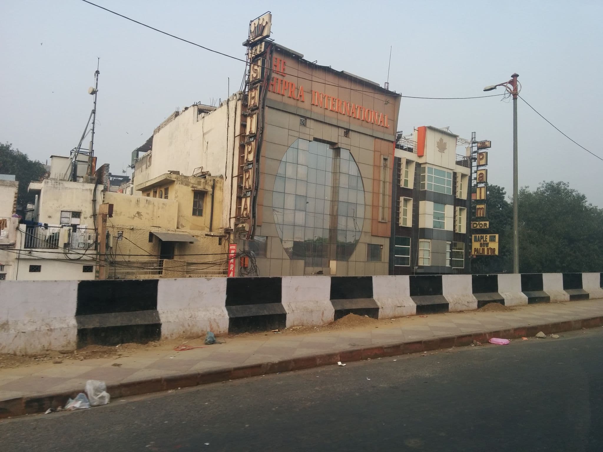 Street view near Capital O 6408 Hotel Delhi Heart, Delhi — © sashazykov (CC BY-SA · Mapillary)