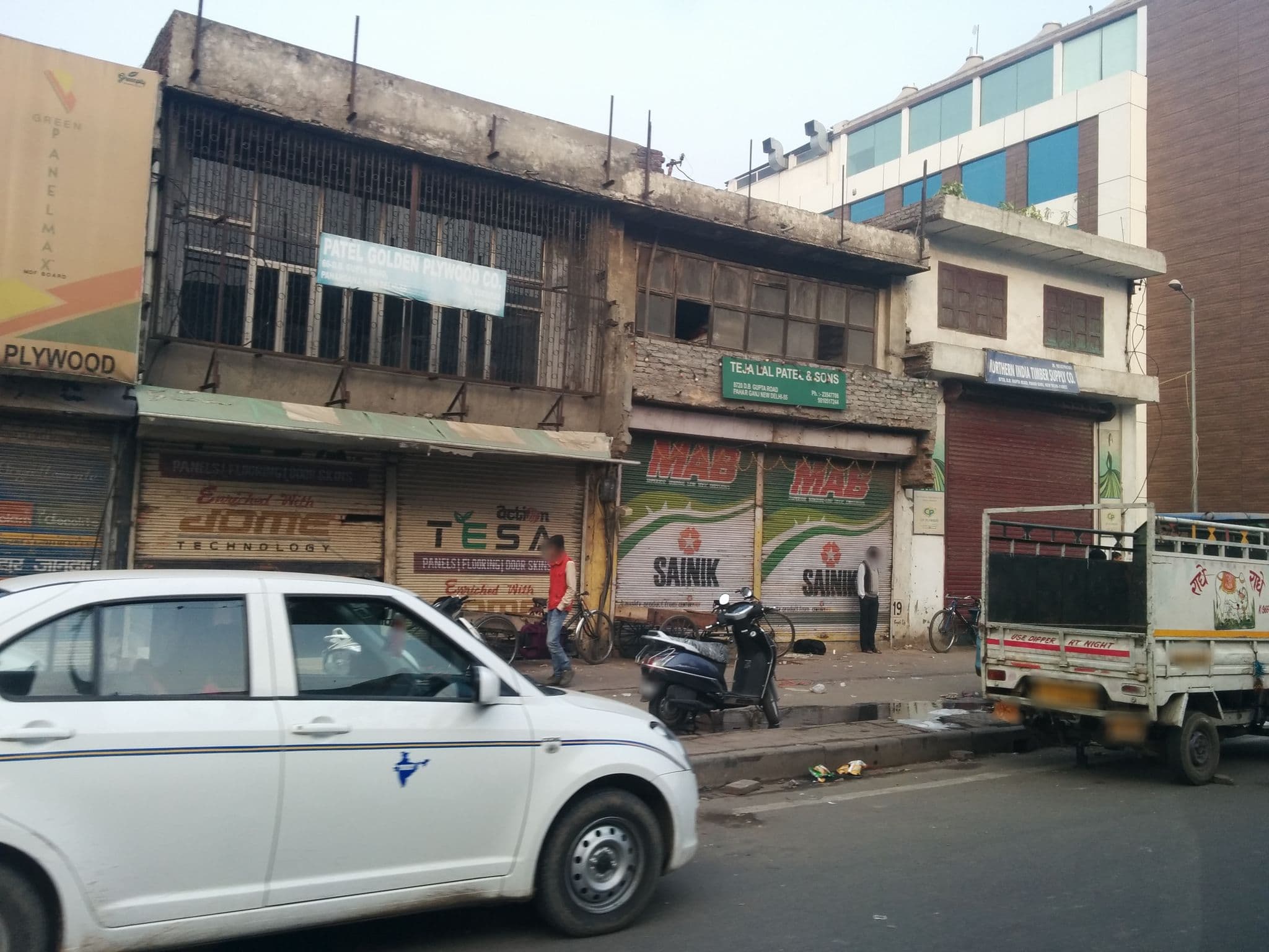 Street view near Hotel Avatar, Delhi — © sashazykov (CC BY-SA · Mapillary)