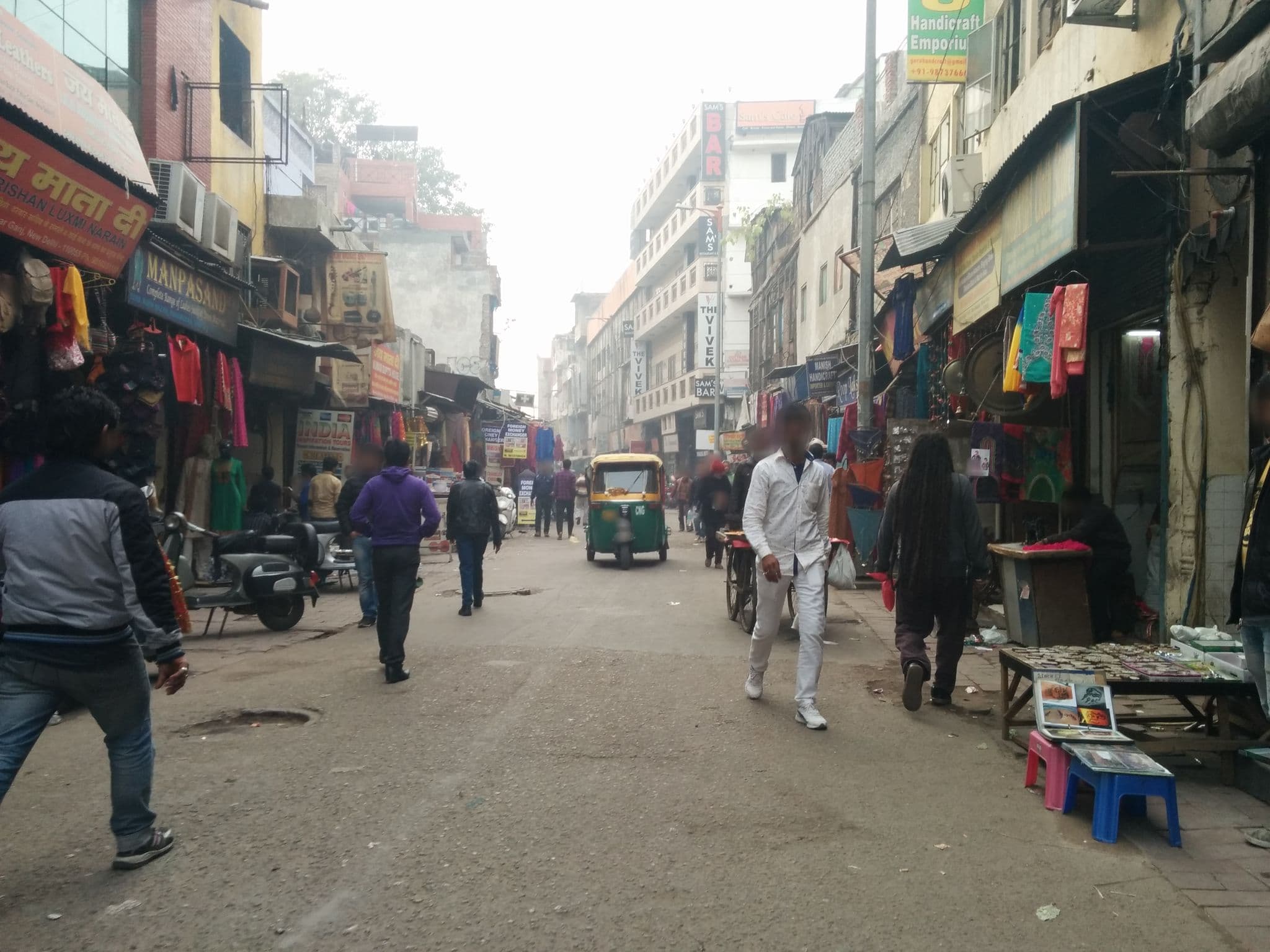 Street view near HOTEL PAYAL, Delhi — © sashazykov (CC BY-SA · Mapillary)
