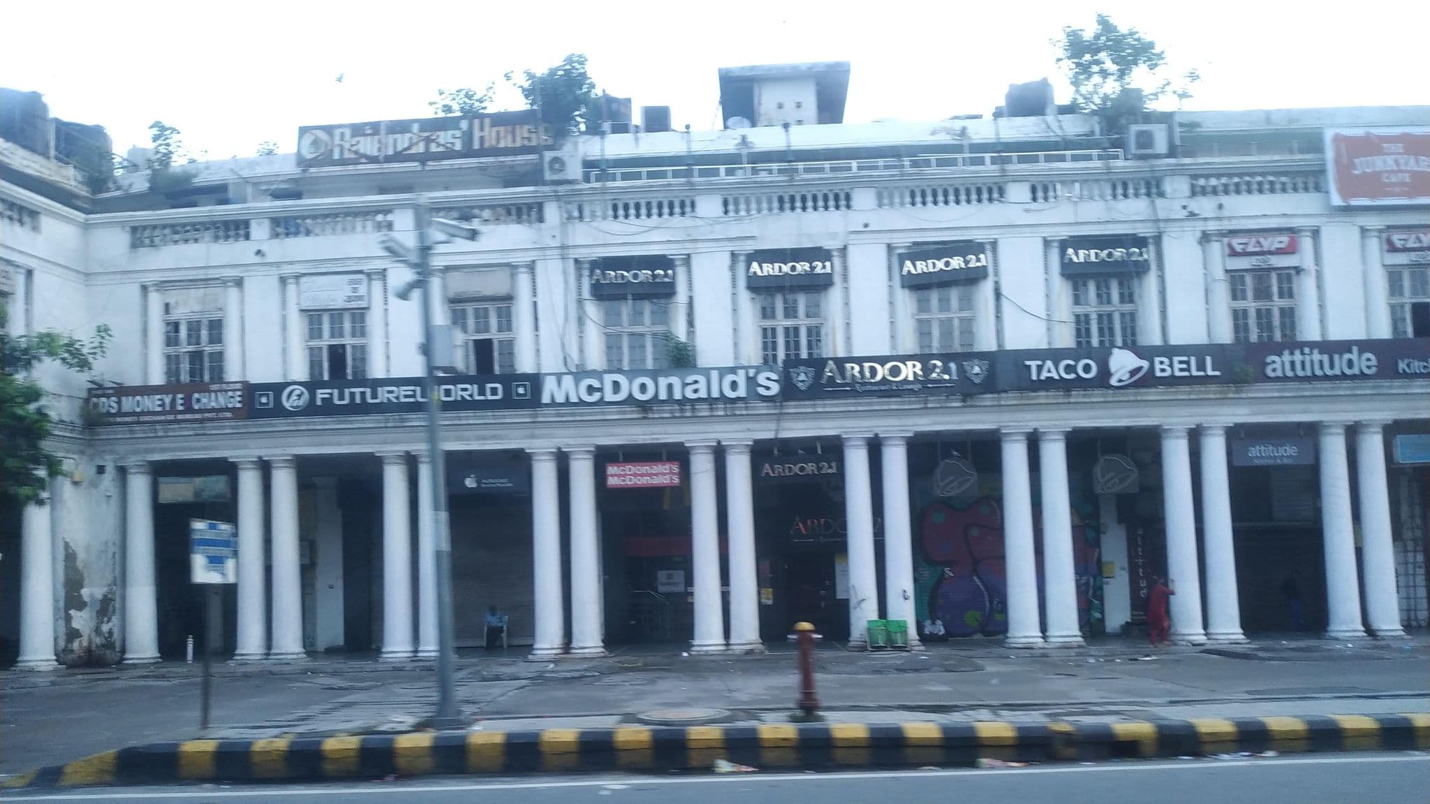 Street view near Asian Guest House, New Delhi — © mapillary0101 (CC BY-SA · Mapillary)