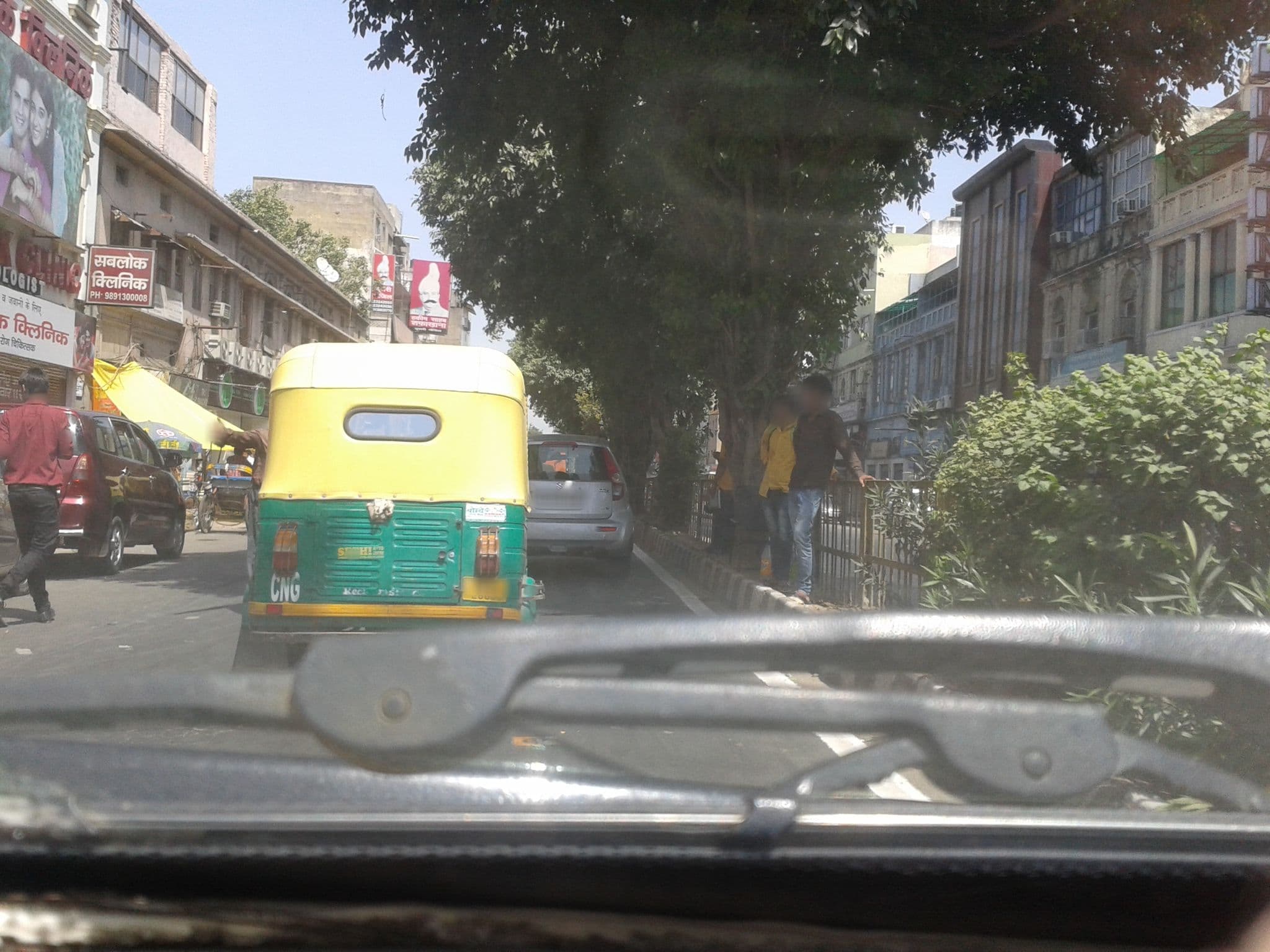 Street view near Oyo Arina Inn, Delhi — © srividya (CC BY-SA · Mapillary)