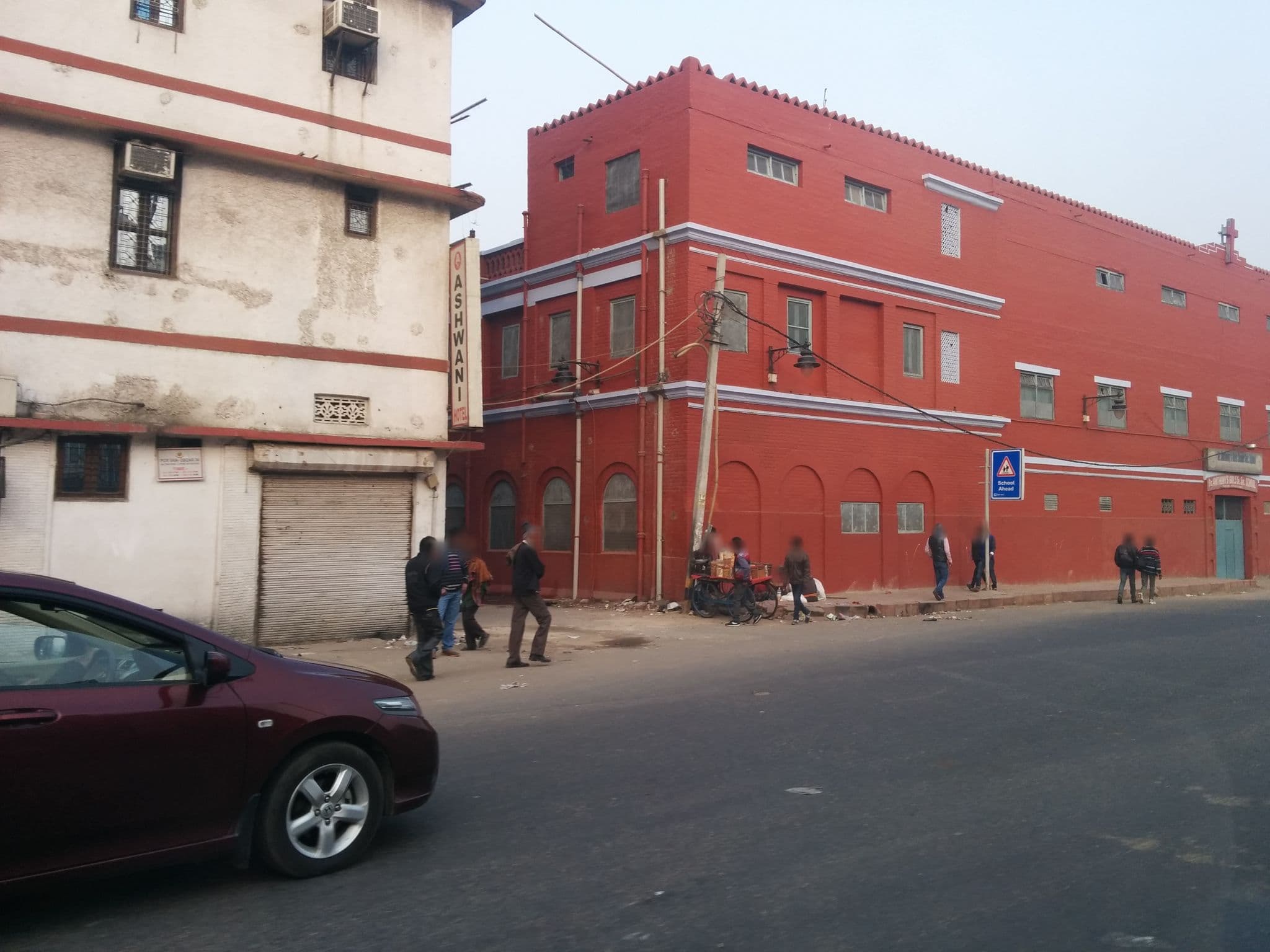 Street view near Ashwani Hotel, Delhi — © sashazykov (CC BY-SA · Mapillary)
