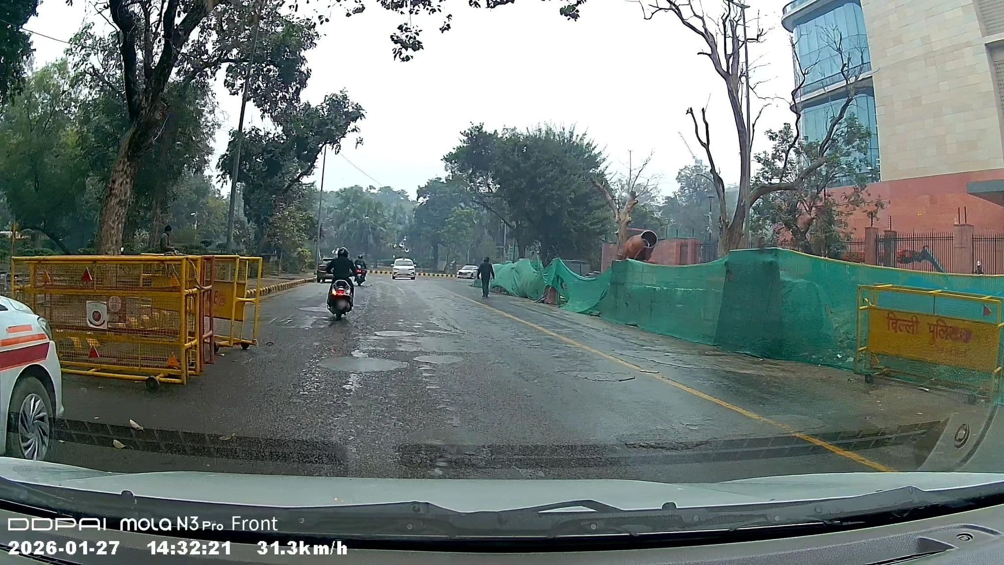 Street view near The Indravan, New Delhi — © Ibigrp (CC BY-SA · Mapillary)