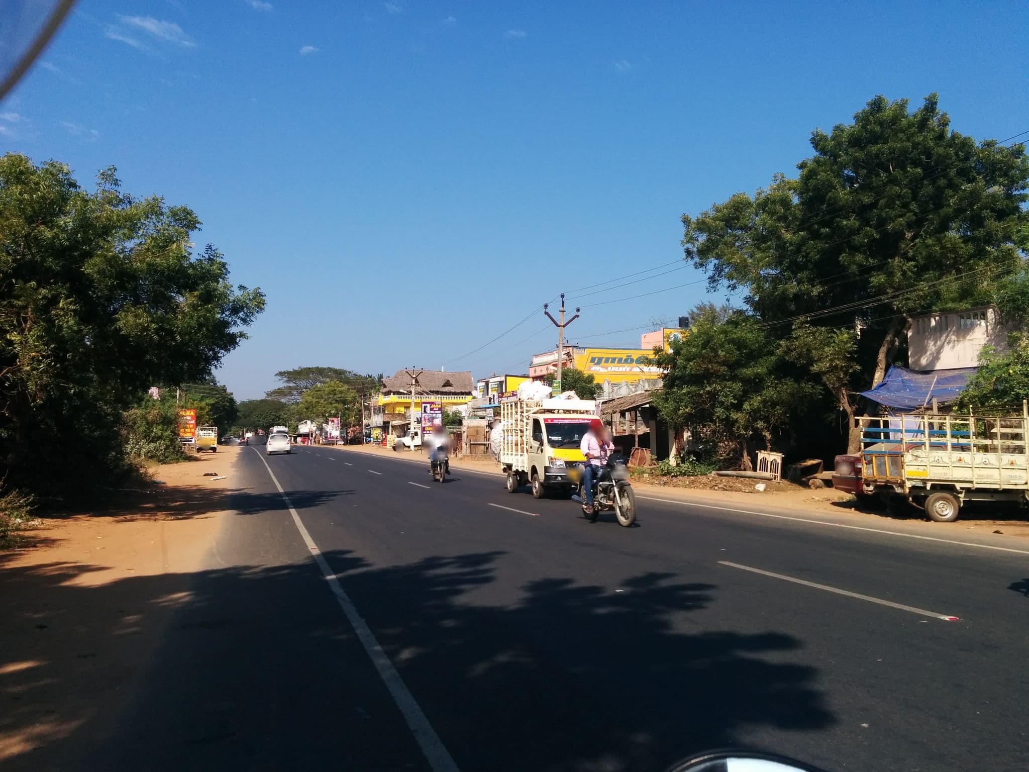 Street view near Babu Cottage Inn, Kottaikuppam — © sashazykov (CC BY-SA · Mapillary)