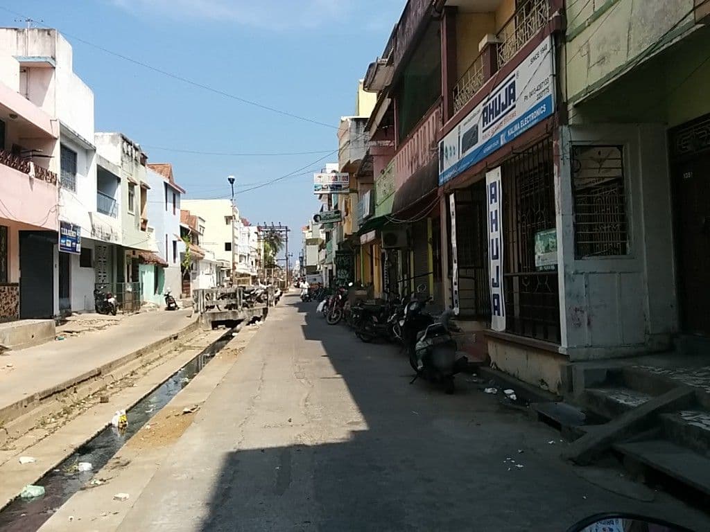 Street view near Sri Perumal Inn, Puducherry — © sashazykov (CC BY-SA · Mapillary)