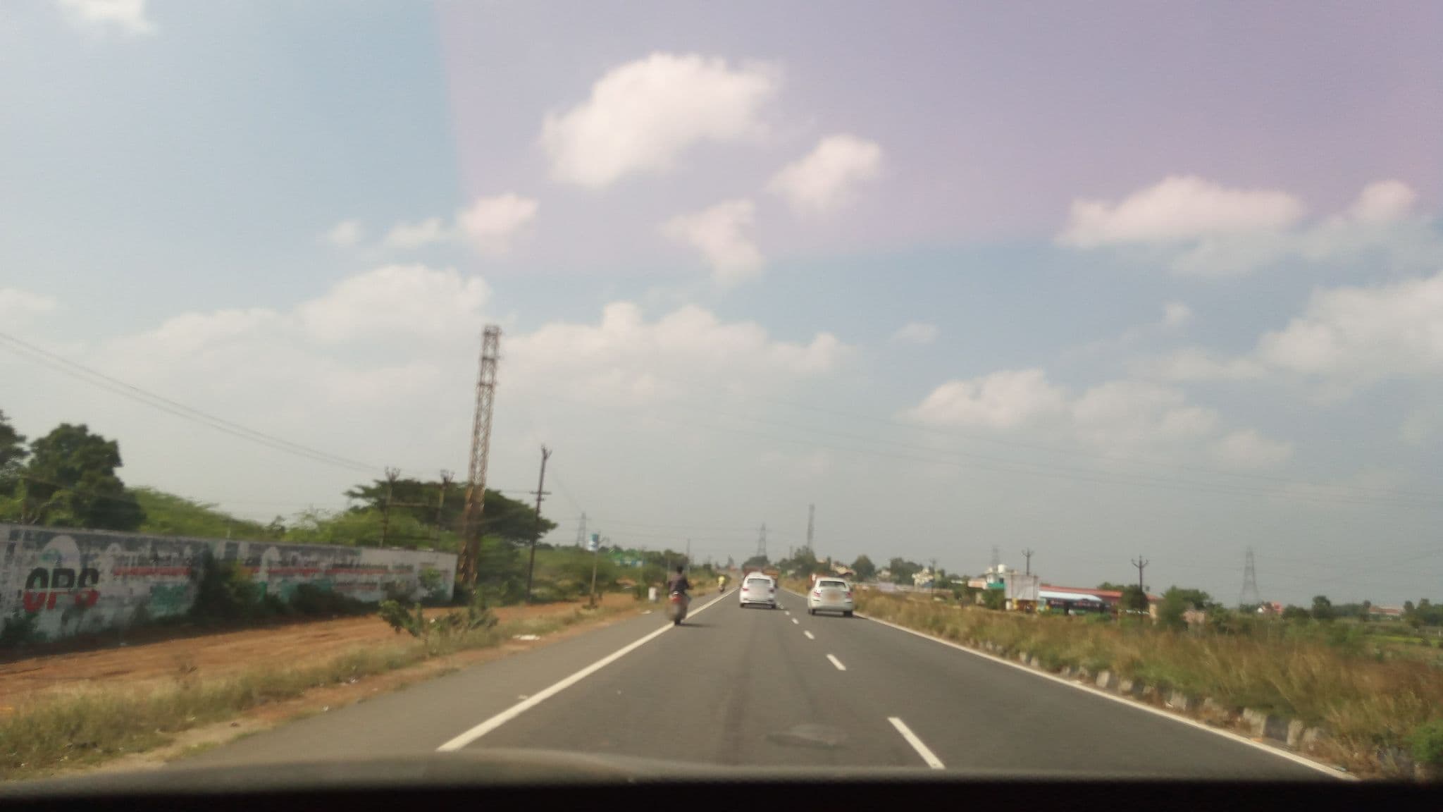 Street view near Hotel Welcome, Molasūr — © pradeepbv (CC BY-SA · Mapillary)