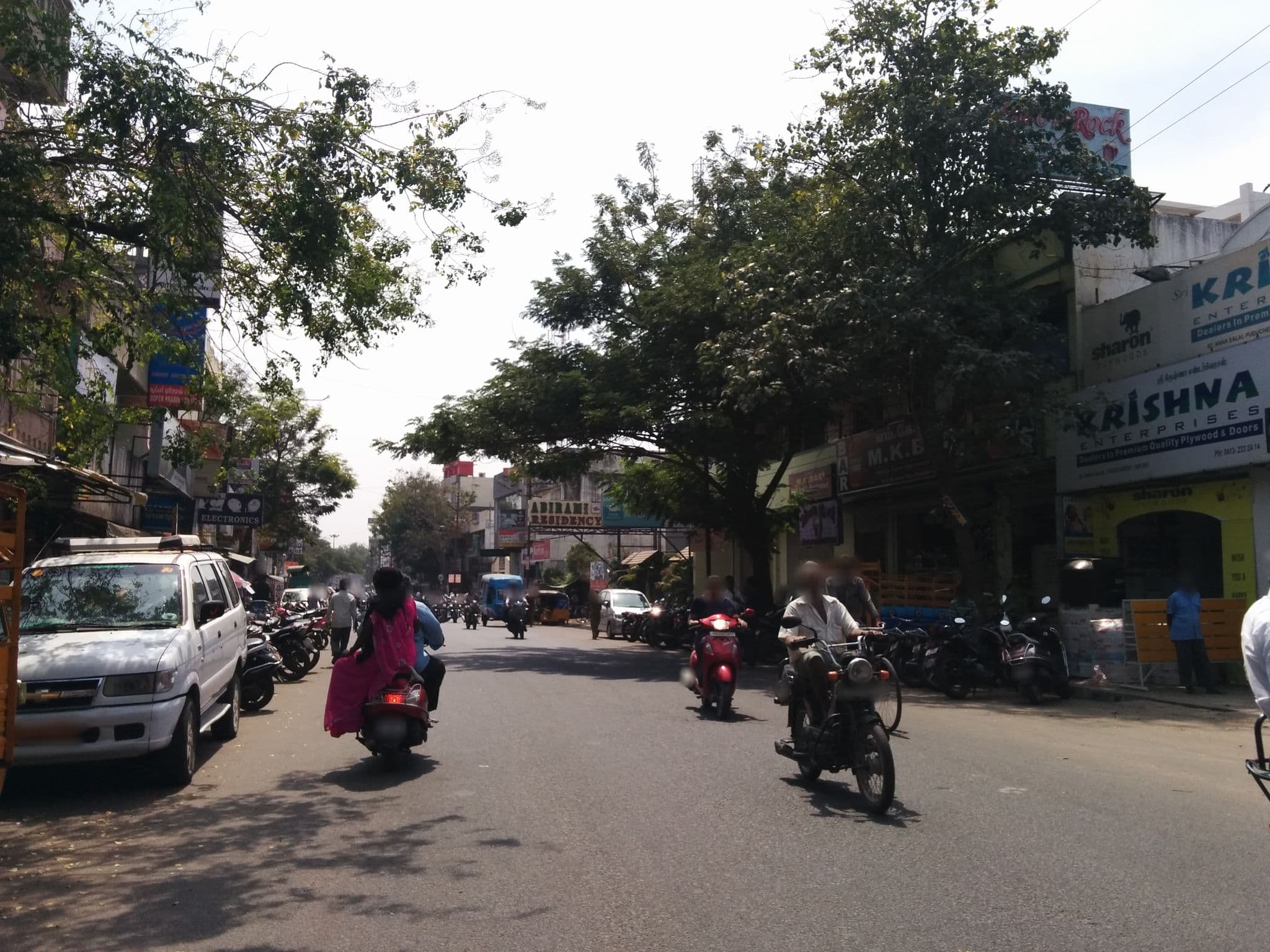 Street view near Maison Petite Singapore, Puducherry — © sashazykov (CC BY-SA · Mapillary)