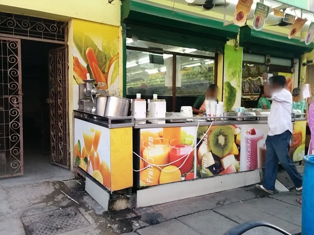 Street view near Ajantha Lodge, Puducherry — © sashazykov (CC BY-SA · Mapillary)