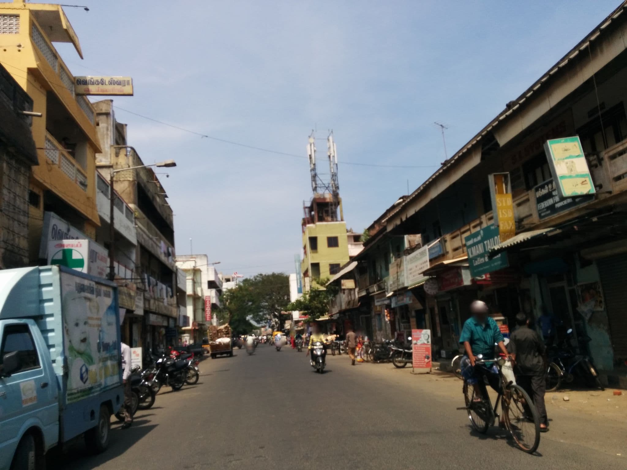 Street view near The Bull Boutique Hotel, Puducherry — © sashazykov (CC BY-SA · Mapillary)