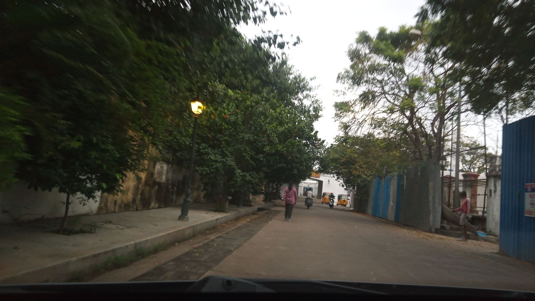 Street view near Hotel De Villa, Puducherry — © pradeepbv (CC BY-SA · Mapillary)