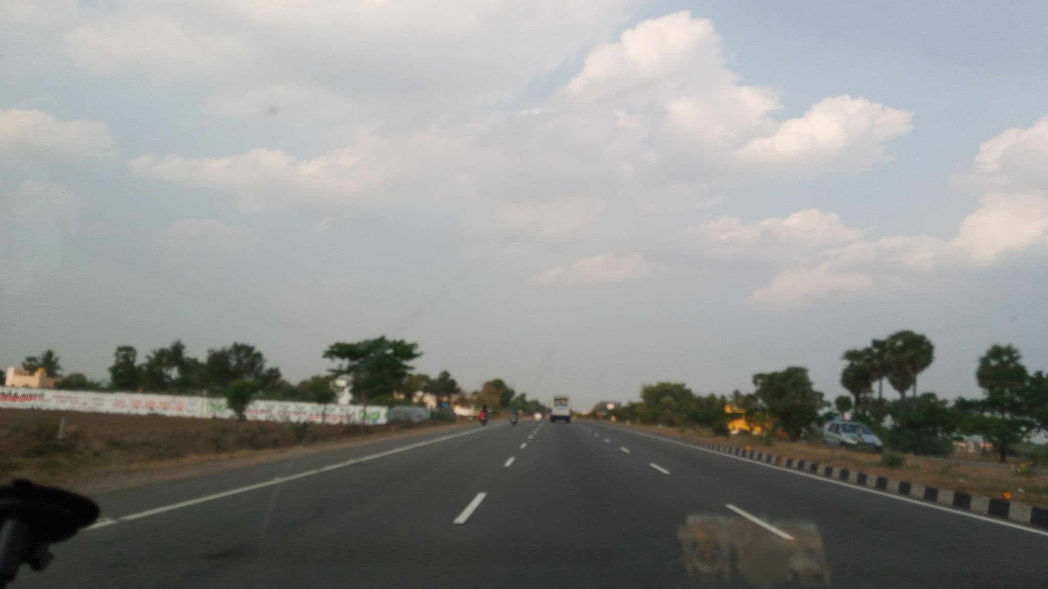 Street view near GRT Regency Sameera, Vellore, Virinchīpuram — © pradeepbv (CC BY-SA · Mapillary)