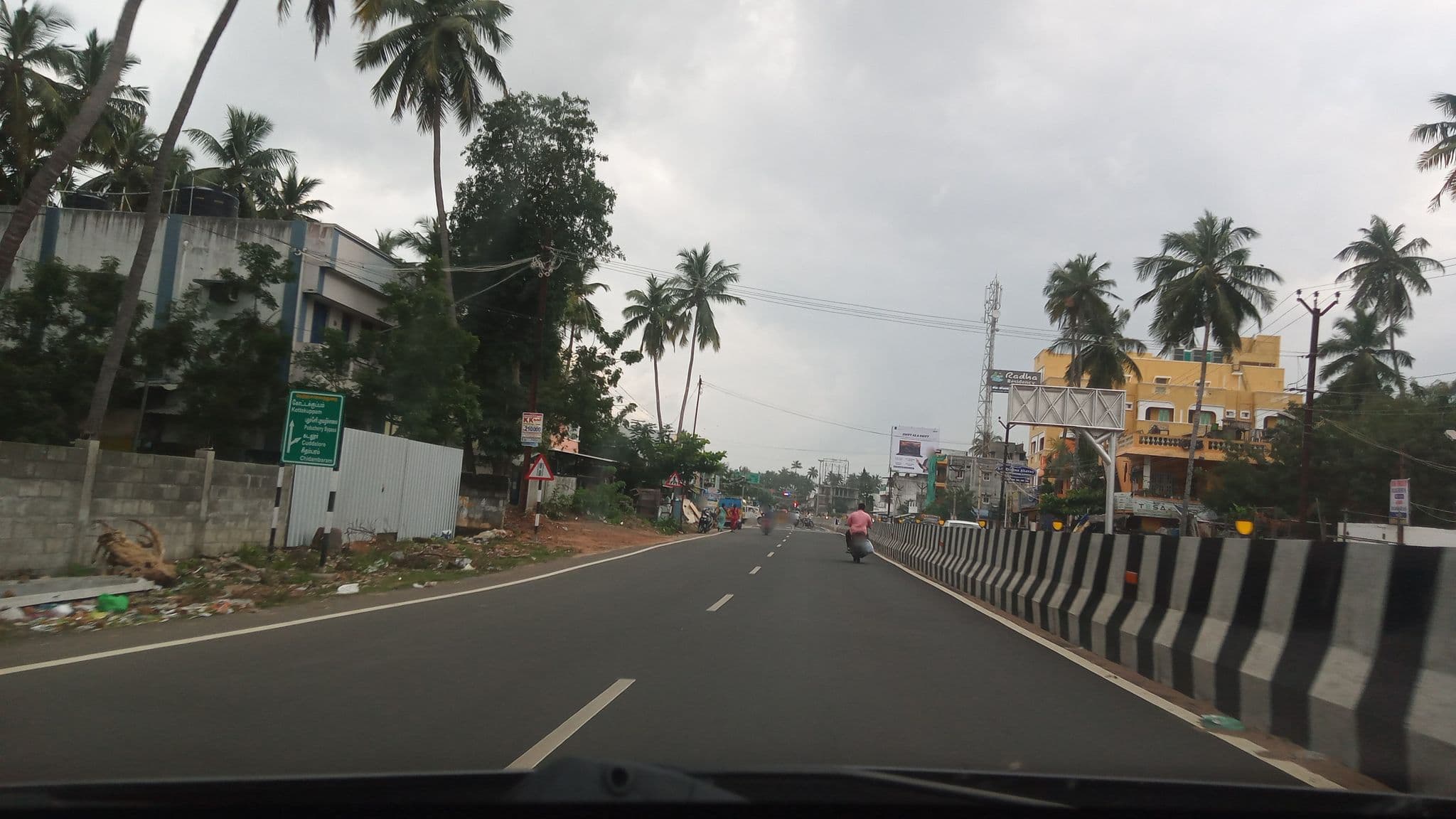 Street view near Sea View Resorts, Kottaikuppam — © pradeepbv (CC BY-SA · Mapillary)