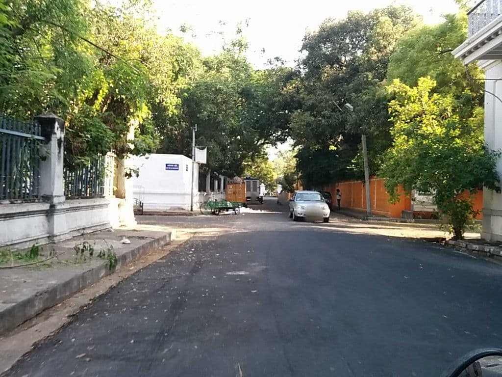 Street view near Le Dupleix, Puducherry — © sashazykov (CC BY-SA · Mapillary)
