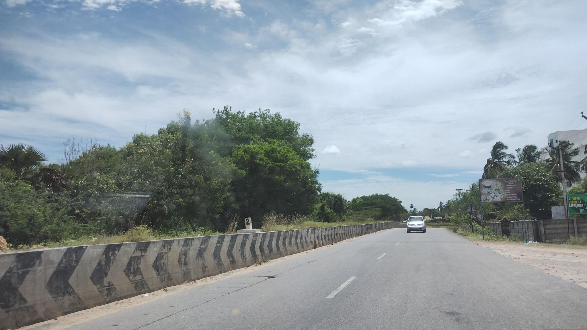 Street view near Hotel Anusuya, Kātpādi — © mapkb (CC BY-SA · Mapillary)