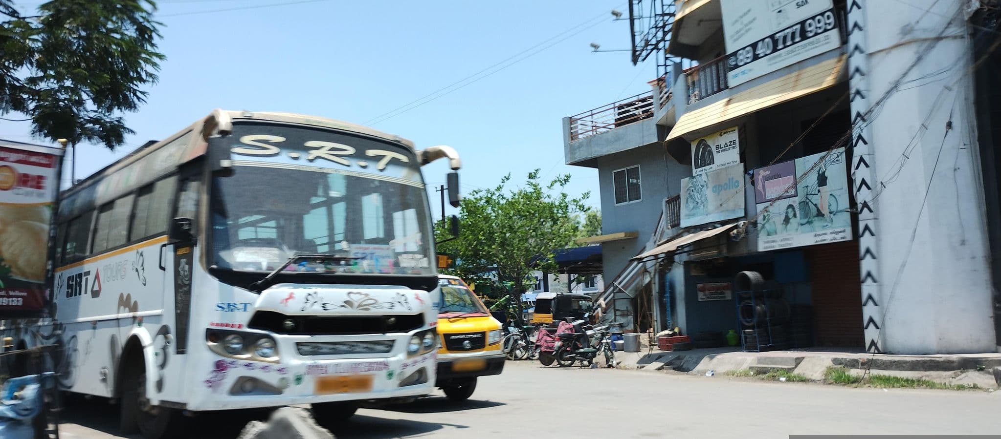 Street view near Hotel Siva AVM Grande, Vellore — © mapkb (CC BY-SA · Mapillary)