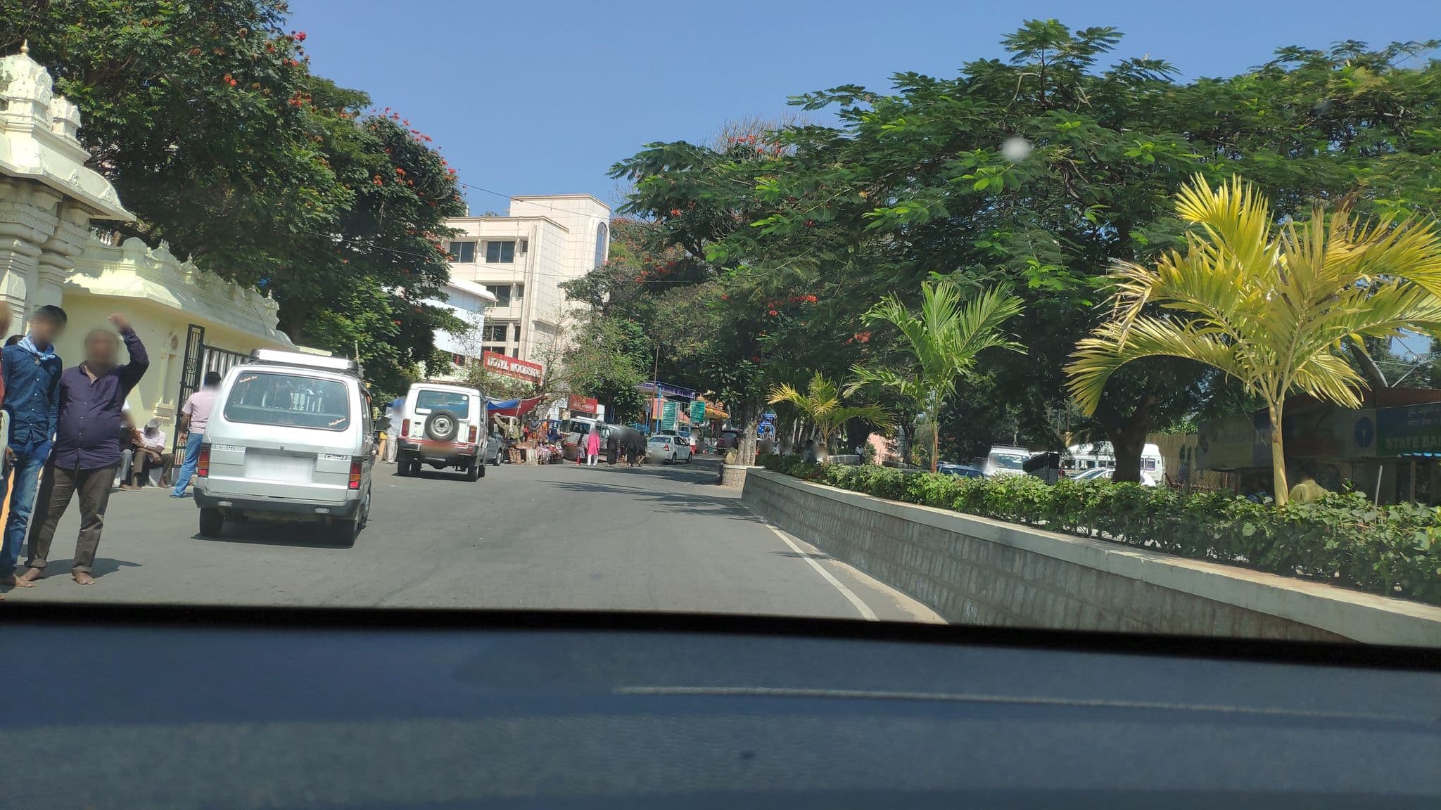 Street view near Sri Sringeri Shankara Mutt, Tirumala — © pradeepbv (CC BY-SA · Mapillary)