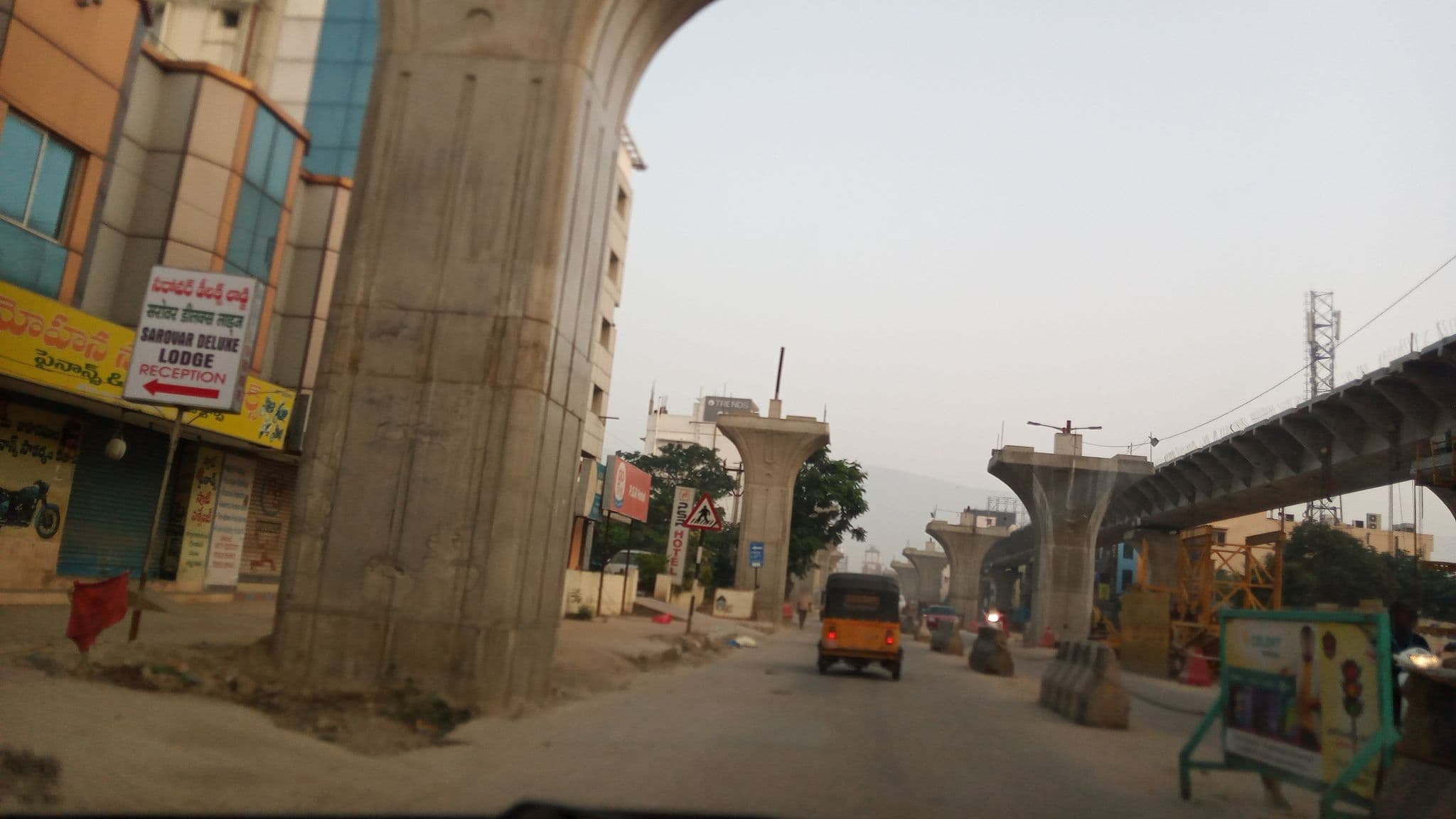 Street view near hotel sarovar, Tirupati — © pradeepbv (CC BY-SA · Mapillary)