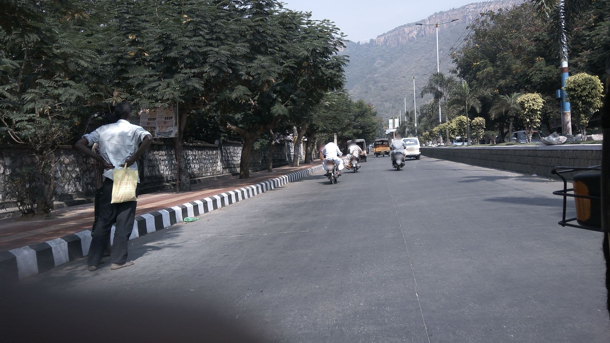 Street view near Bhanu Lodge, Akkarampalle — © natarajakaveeti (CC BY-SA · Mapillary)