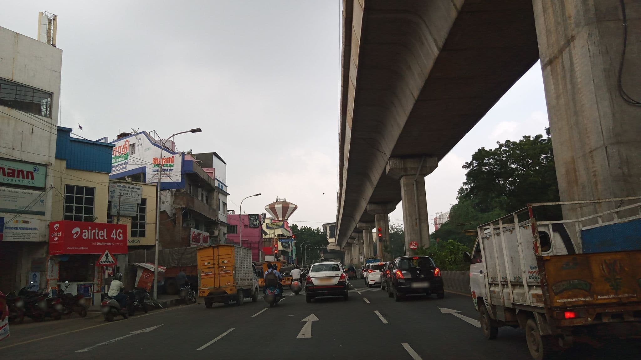 Street view near Hotel Southern Comfort, Meenambakkam — © pradeepbv (CC BY-SA · Mapillary)