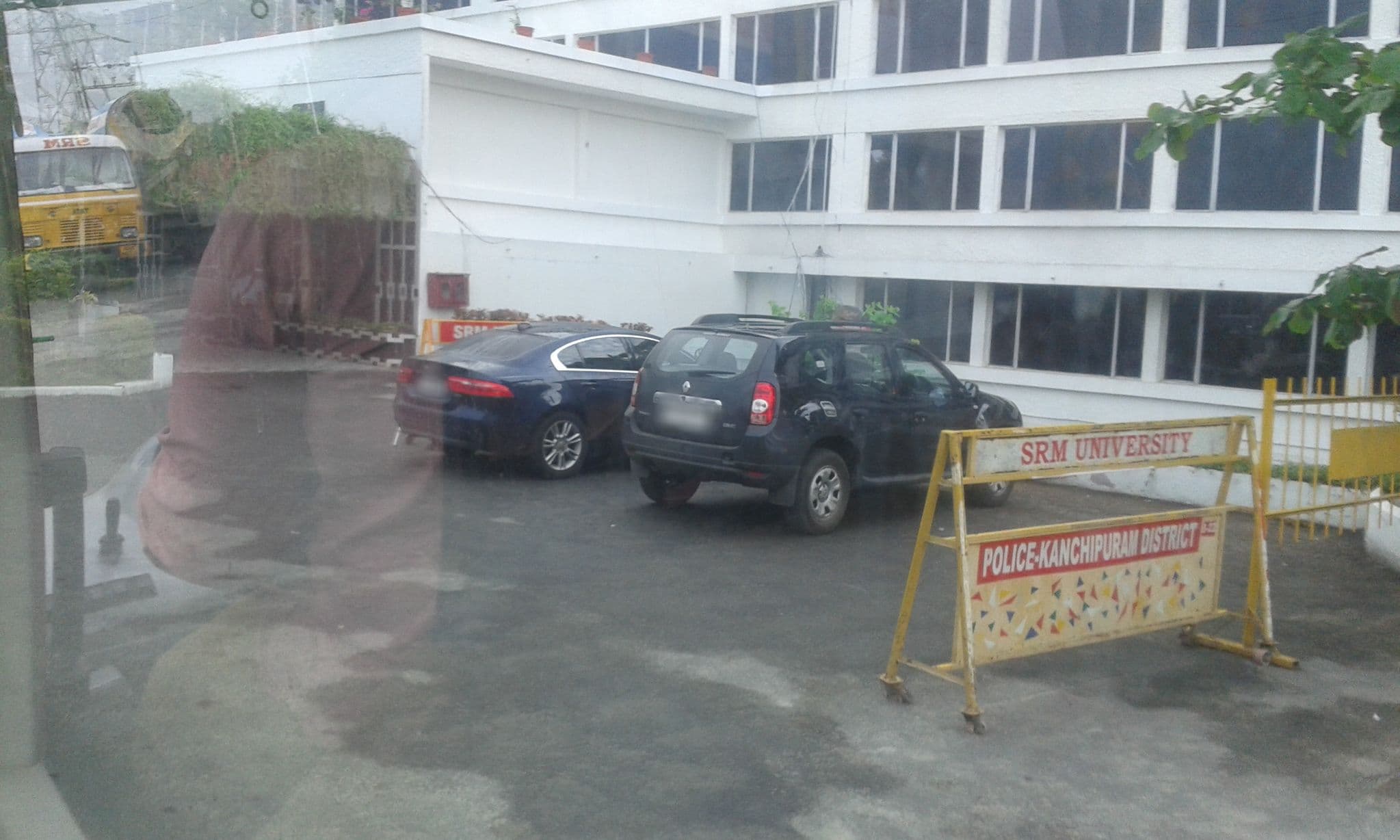 Street view near S R M Group Of Hotels, Gūduvāncheri — © yogi (CC BY-SA · Mapillary)