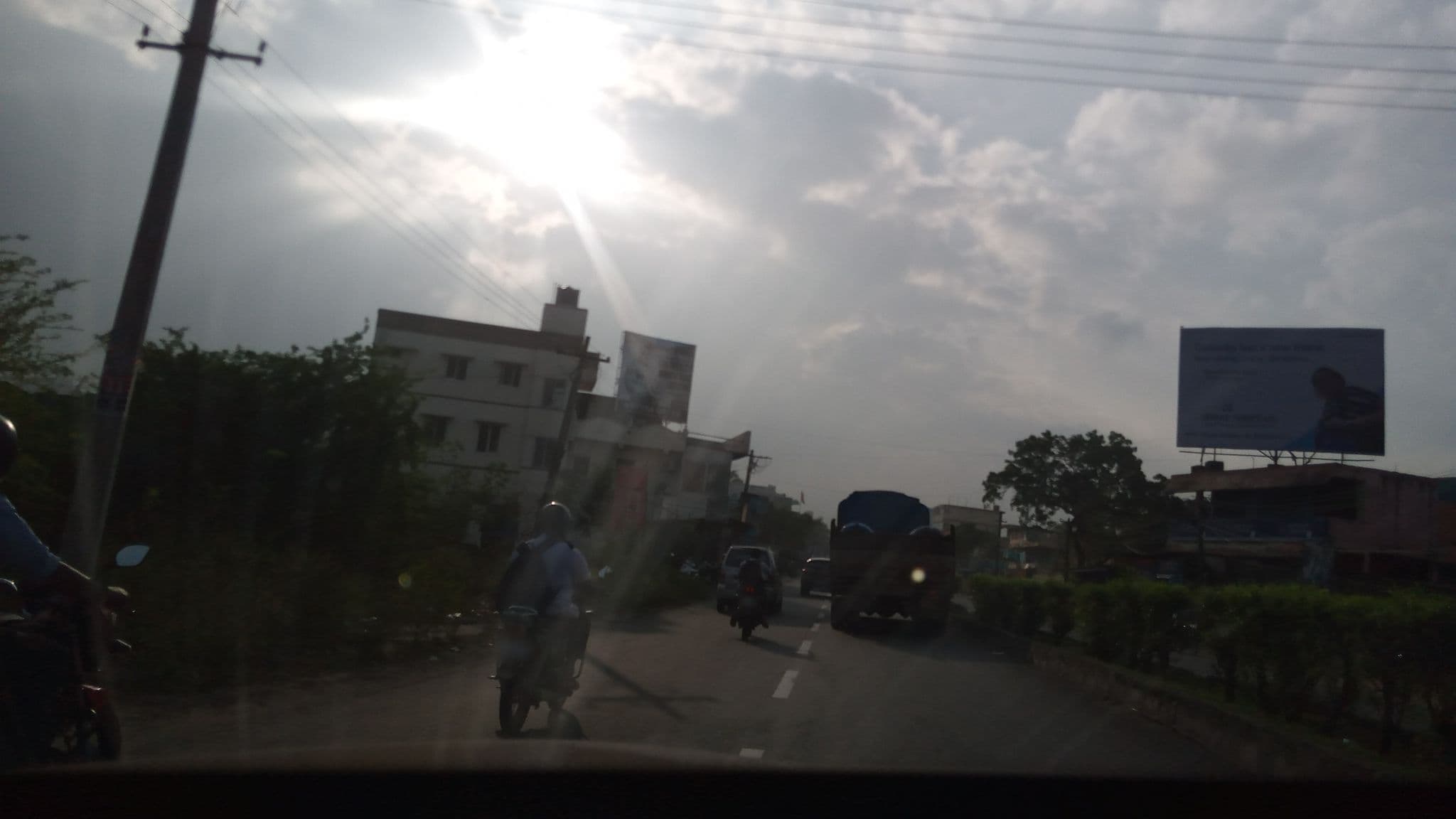 Street view near OYO 20021 Flagship Siruseri OMR, Unamaucheri — © pradeepbv (CC BY-SA · Mapillary)