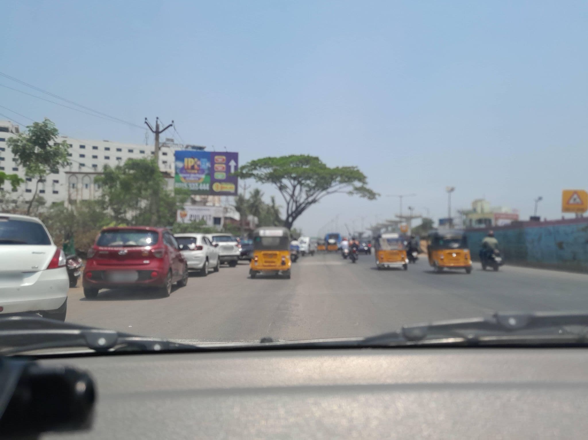 Street view near The Vijay Park, Kattrivedu — © jegadeeshcumta (CC BY-SA · Mapillary)