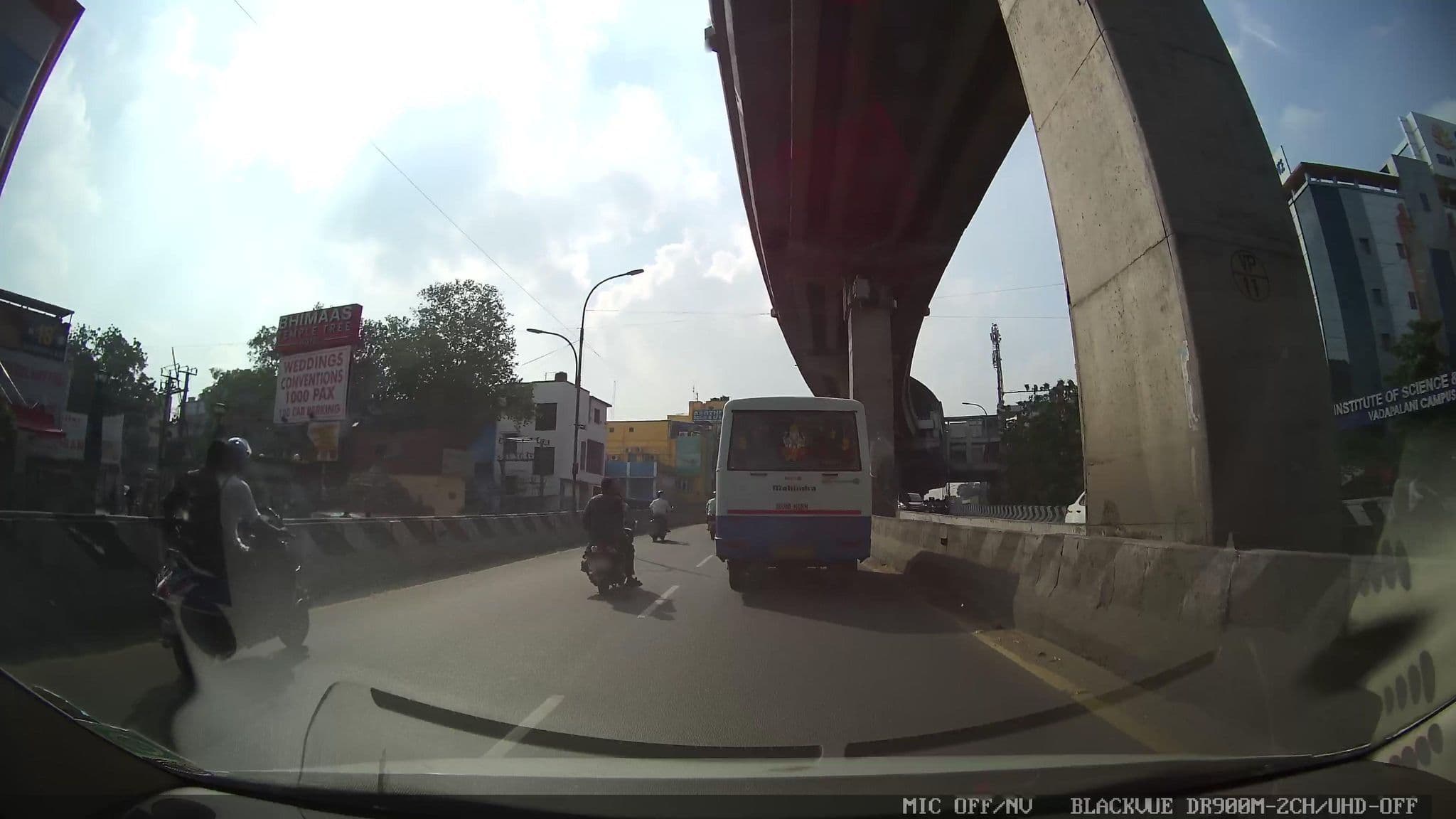 Street view near Fast Track Vadapalani, Nerkunram — © muthu (CC BY-SA · Mapillary)