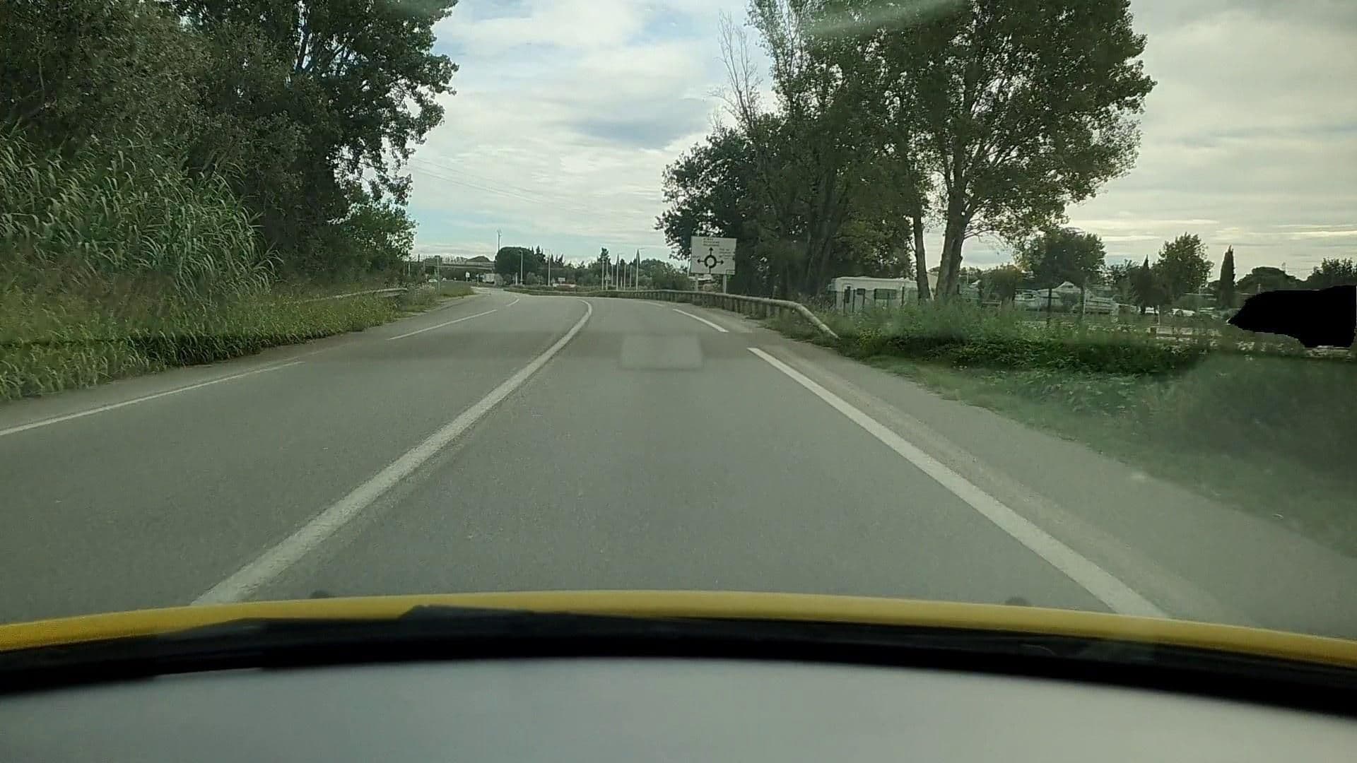 Street view near Aire de Bellegarde, Bellegarde — © si3p0 (CC BY-SA · Mapillary)