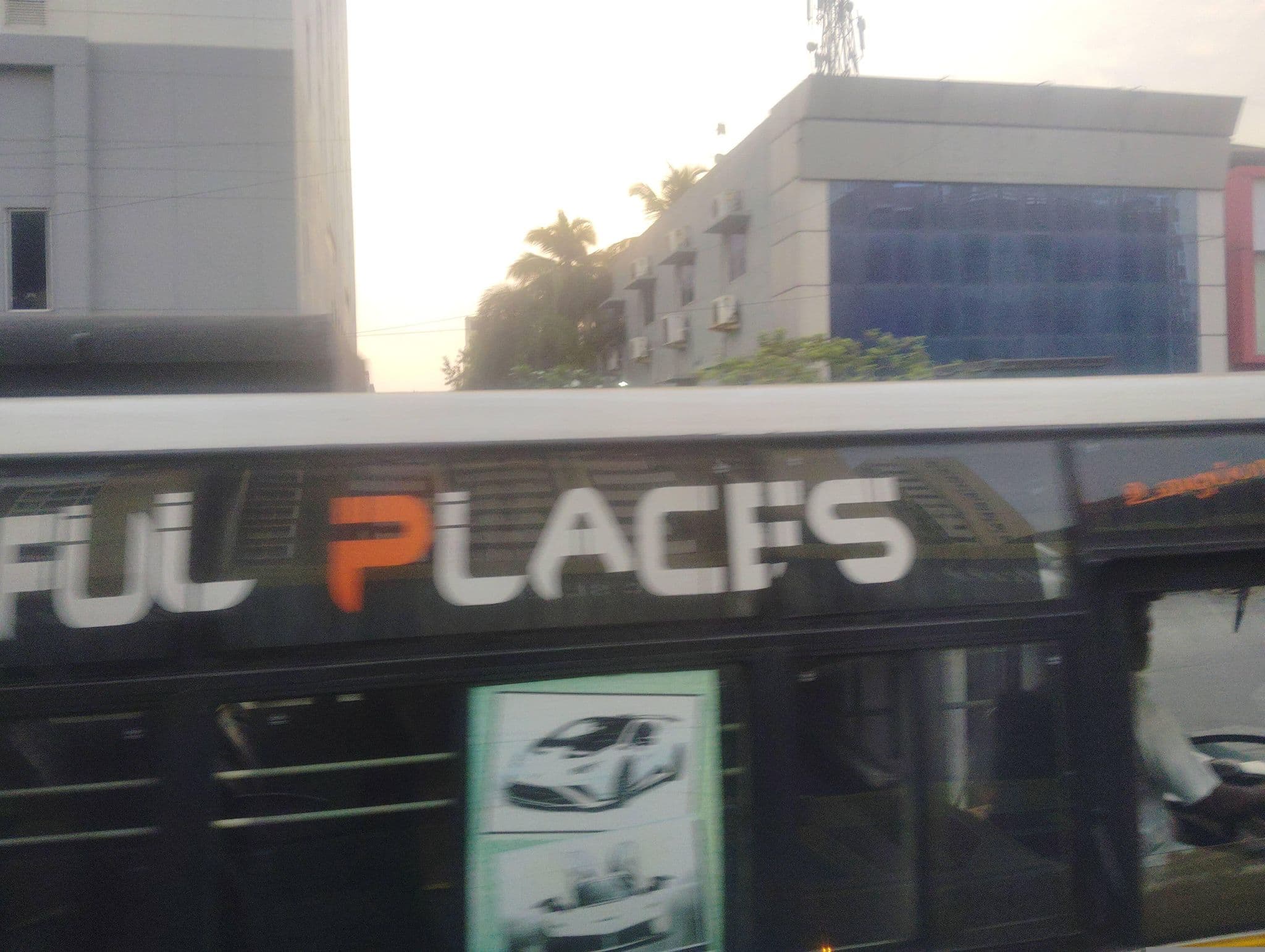 Street view near Holiday Inn Express Chennai Old Mahabalipuram Road, Sholinganallur — © arn1291 (CC BY-SA · Mapillary)