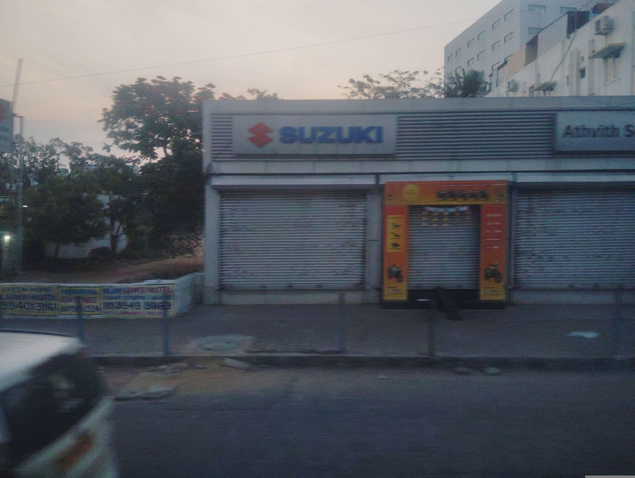 Street view near Hotel Spacio, Sholinganallur — © arn1291 (CC BY-SA · Mapillary)