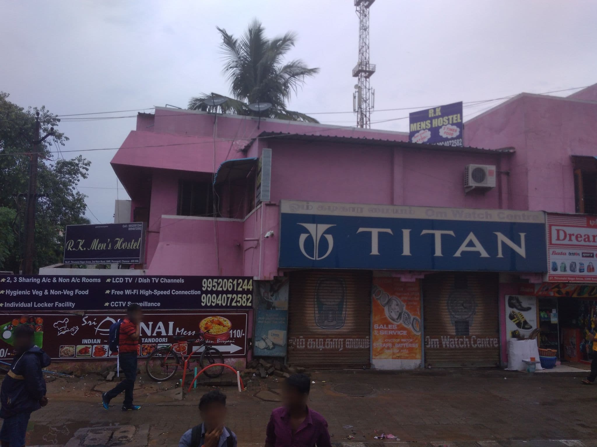 Street view near OMR Guest House, Perungudi — © ephu (CC BY-SA · Mapillary)