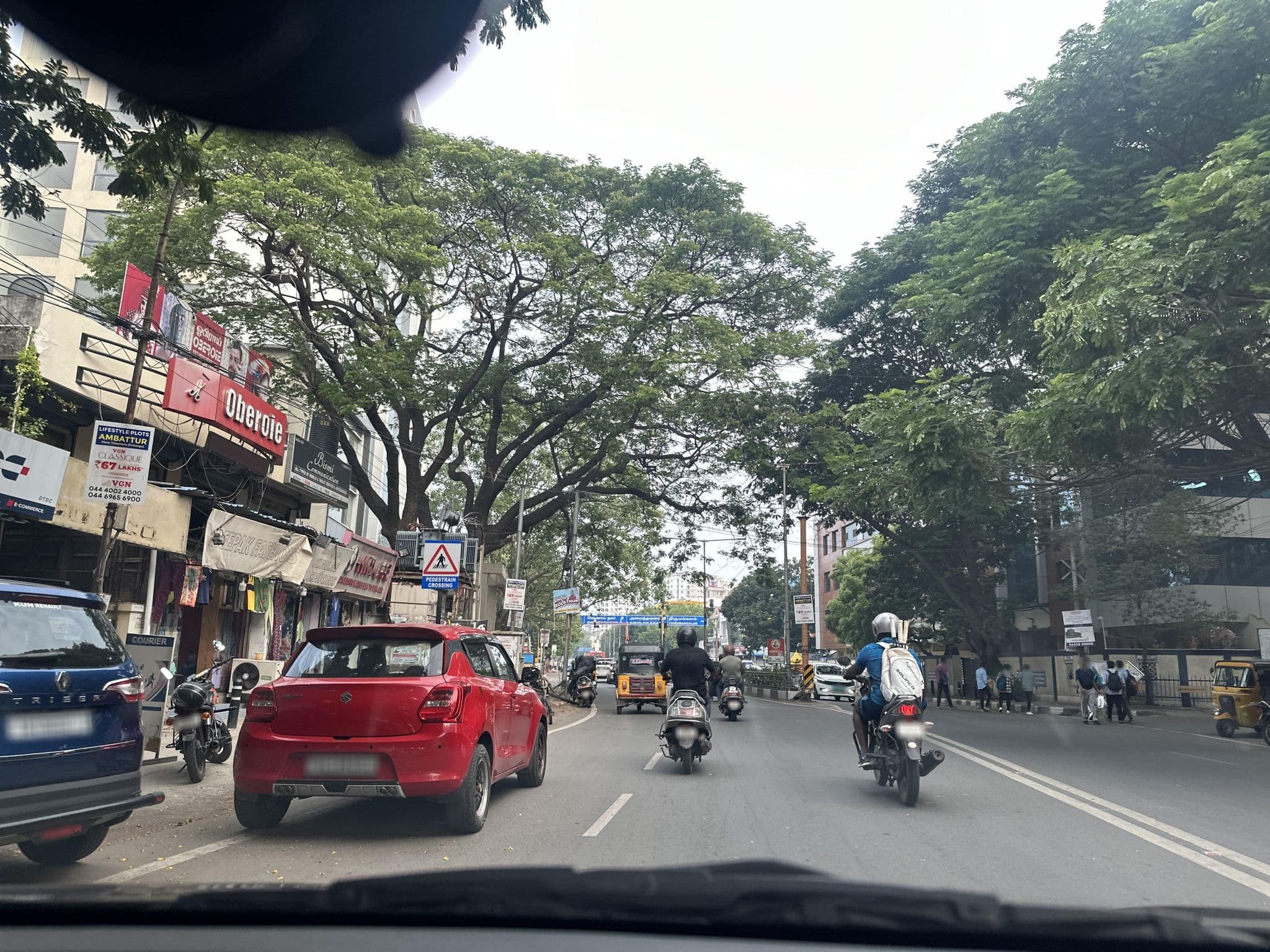 Street view near Hotel Sorrento Guest House Anna Nagar East Metro Shenoy Nagar Metro Budget Monthly Daily Rooms, Nerkunram — © Jonathanpraveen (CC BY-SA · Mapillary)