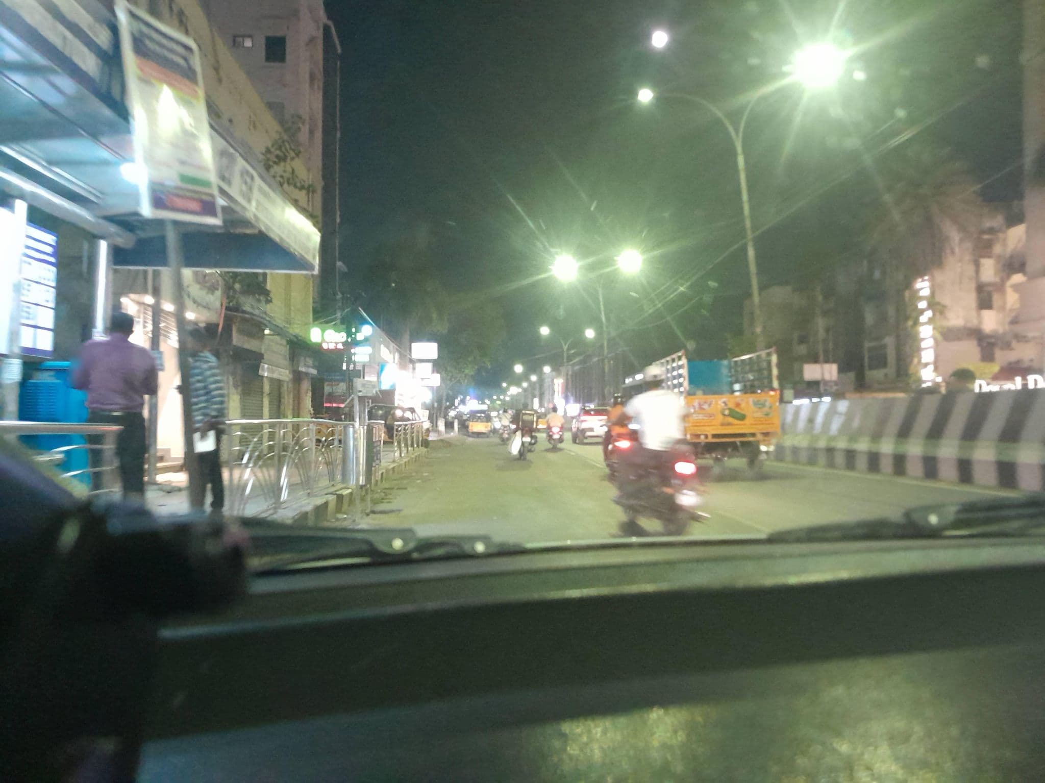 Street view near Hotel Shriram, Chennai — © jegadeeshcumta (CC BY-SA · Mapillary)