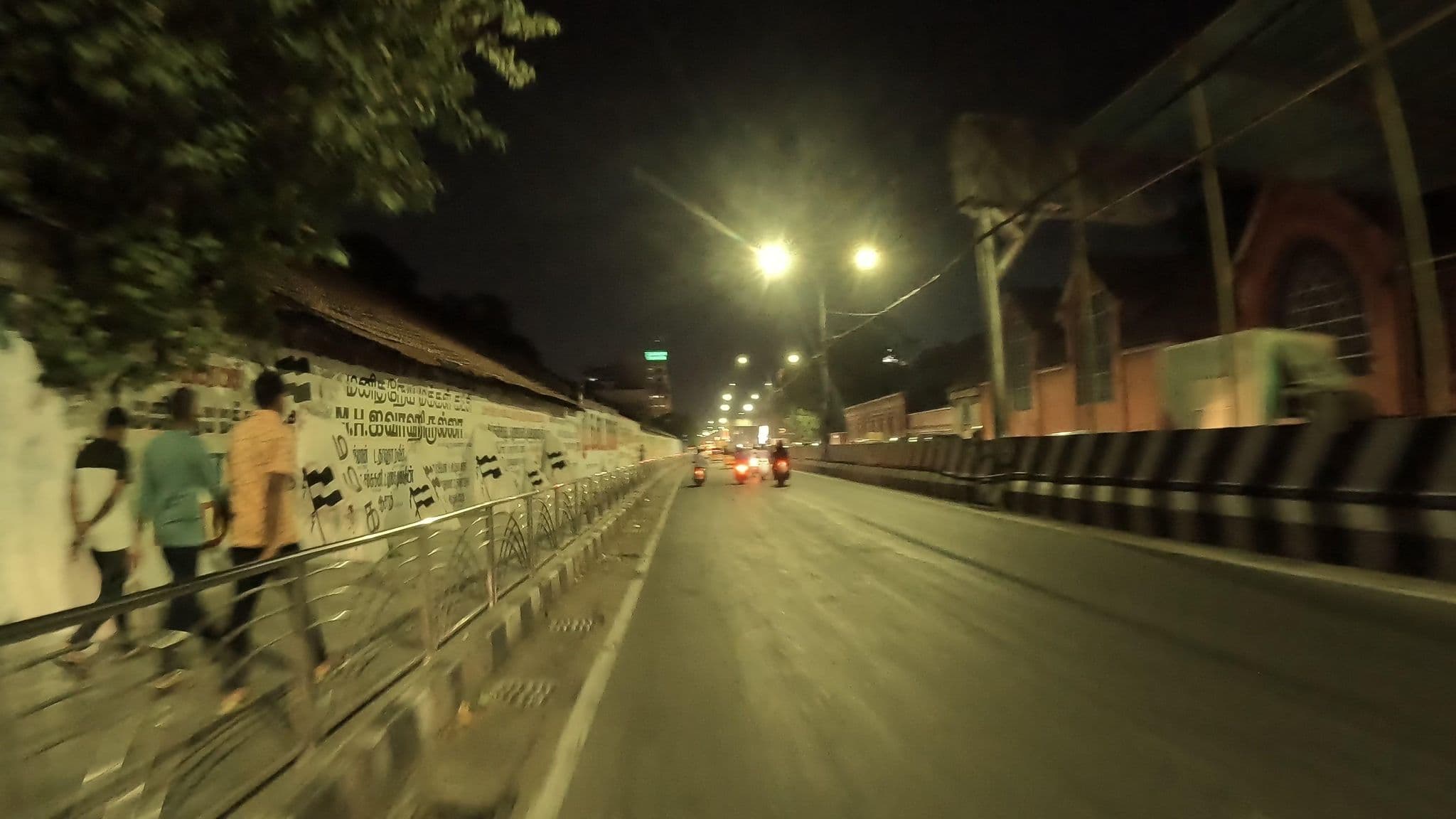 Street view near OYO Townhouse 037 Central Station, Chennai — © sudharsanamurthy (CC BY-SA · Mapillary)