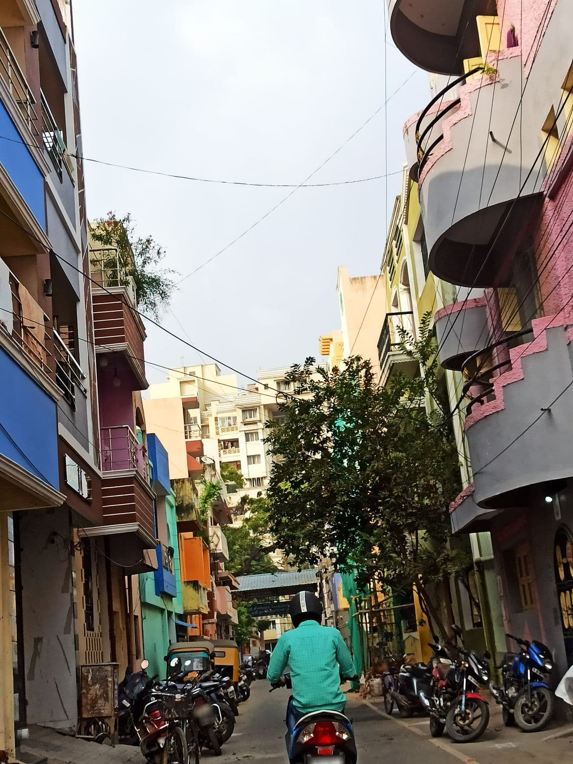Street view near Sri Ganapathi Bhavan, Chennai — © parthiiban (CC BY-SA · Mapillary)