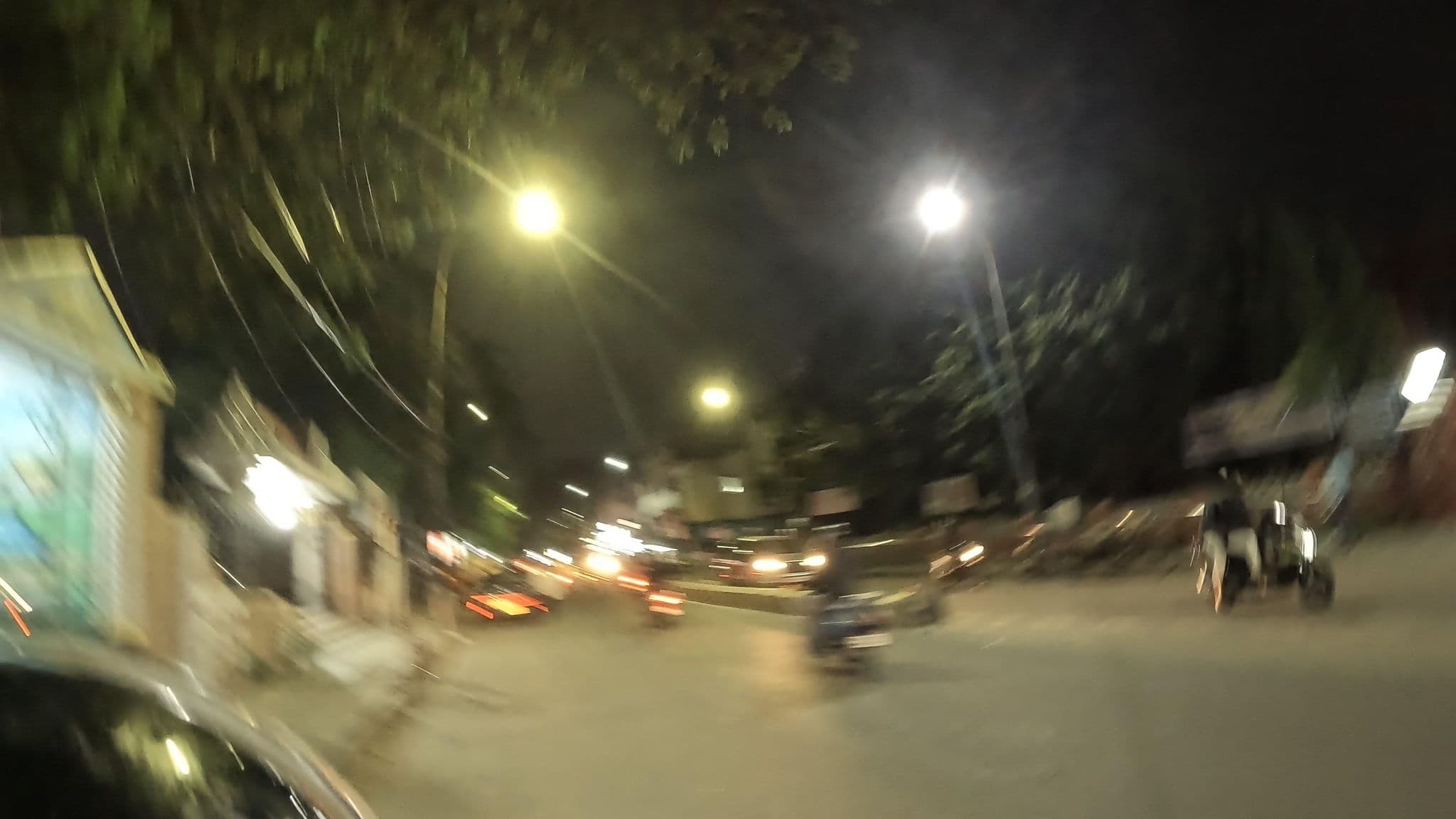 Street view near Hotel Shameem, Chennai — © sudharsanamurthy (CC BY-SA · Mapillary)