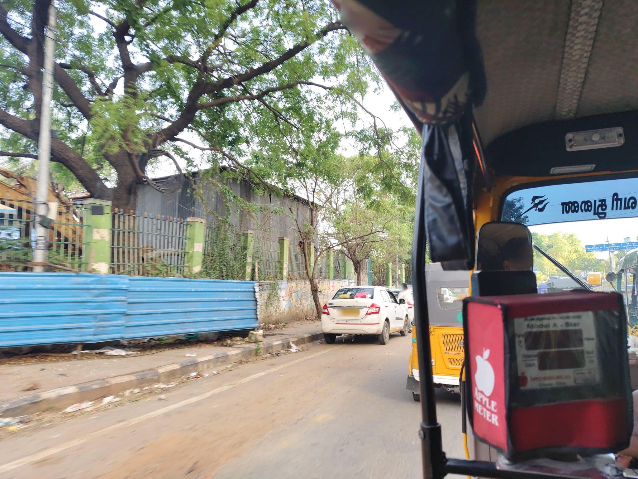 Street view near Comfort Inn Marina Towers Chennai, Chennai — © Prathibaak (CC BY-SA · Mapillary)