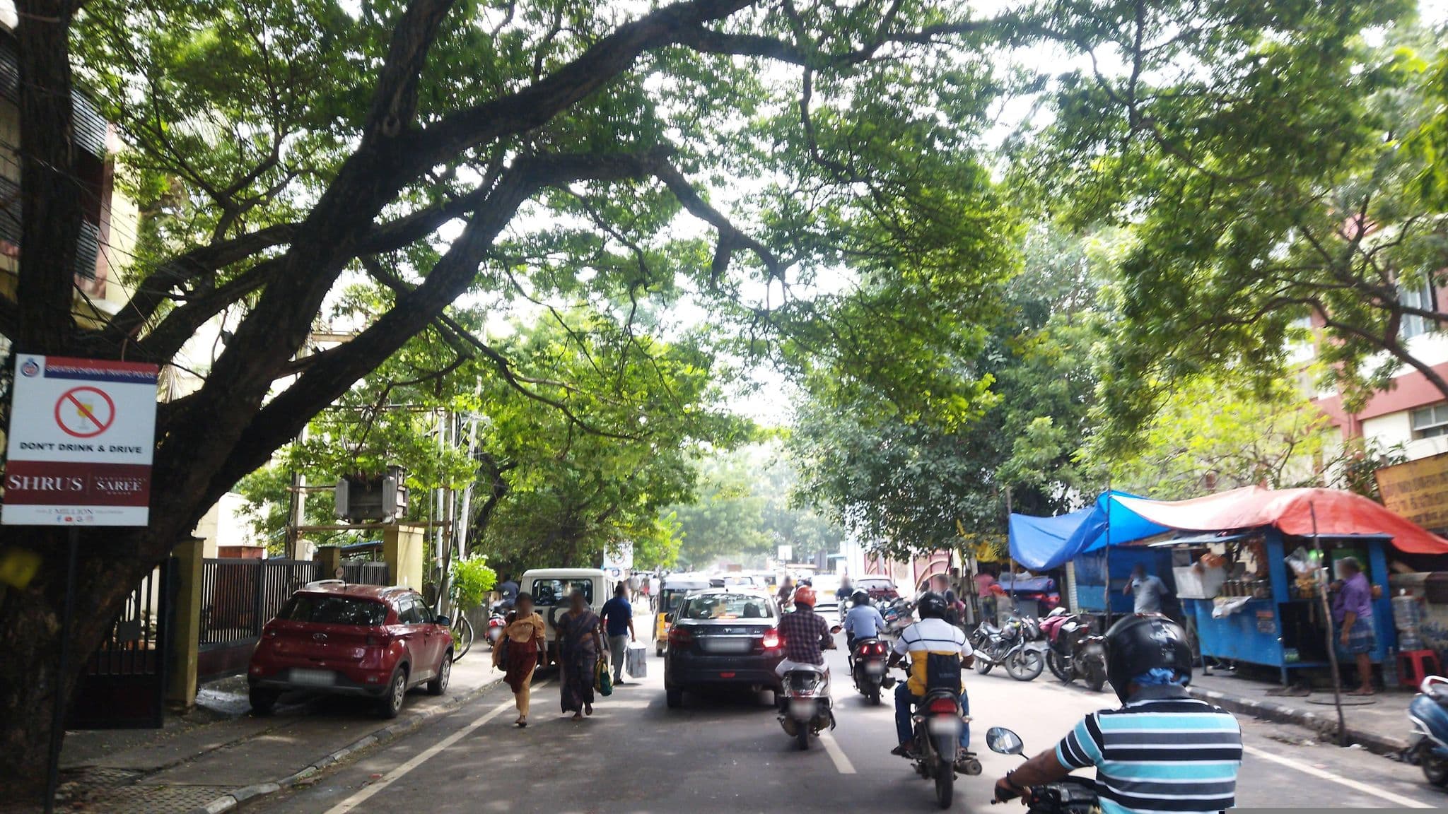 Street view near Ilam Corporate, Gāndhī Nagar — © pbtvignesh (CC BY-SA · Mapillary)