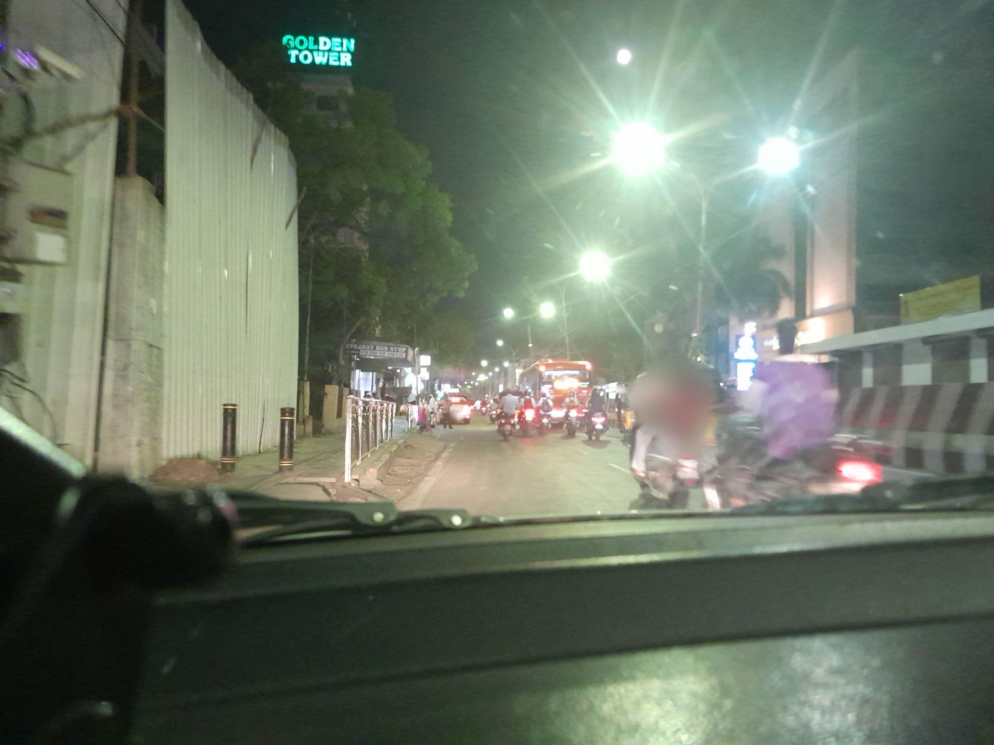Street view near Everest Hotel, Chennai — © jegadeeshcumta (CC BY-SA · Mapillary)